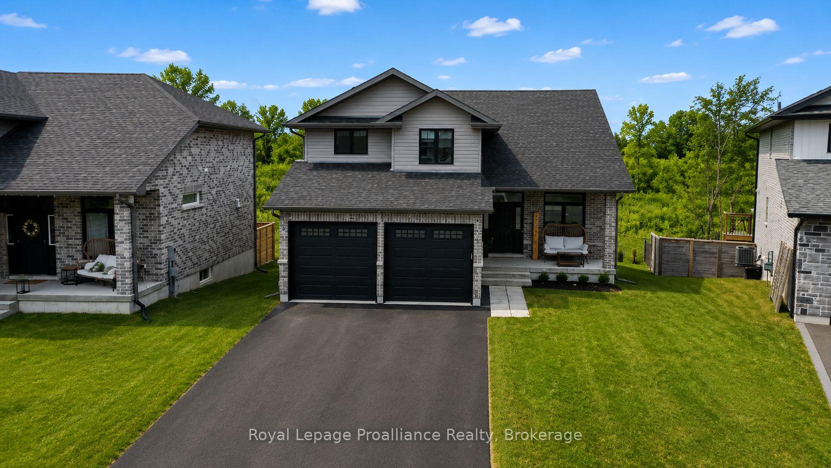 Photo 2 of 55 Lanark Drive, Belleville, Belleville Ward — HOMEH