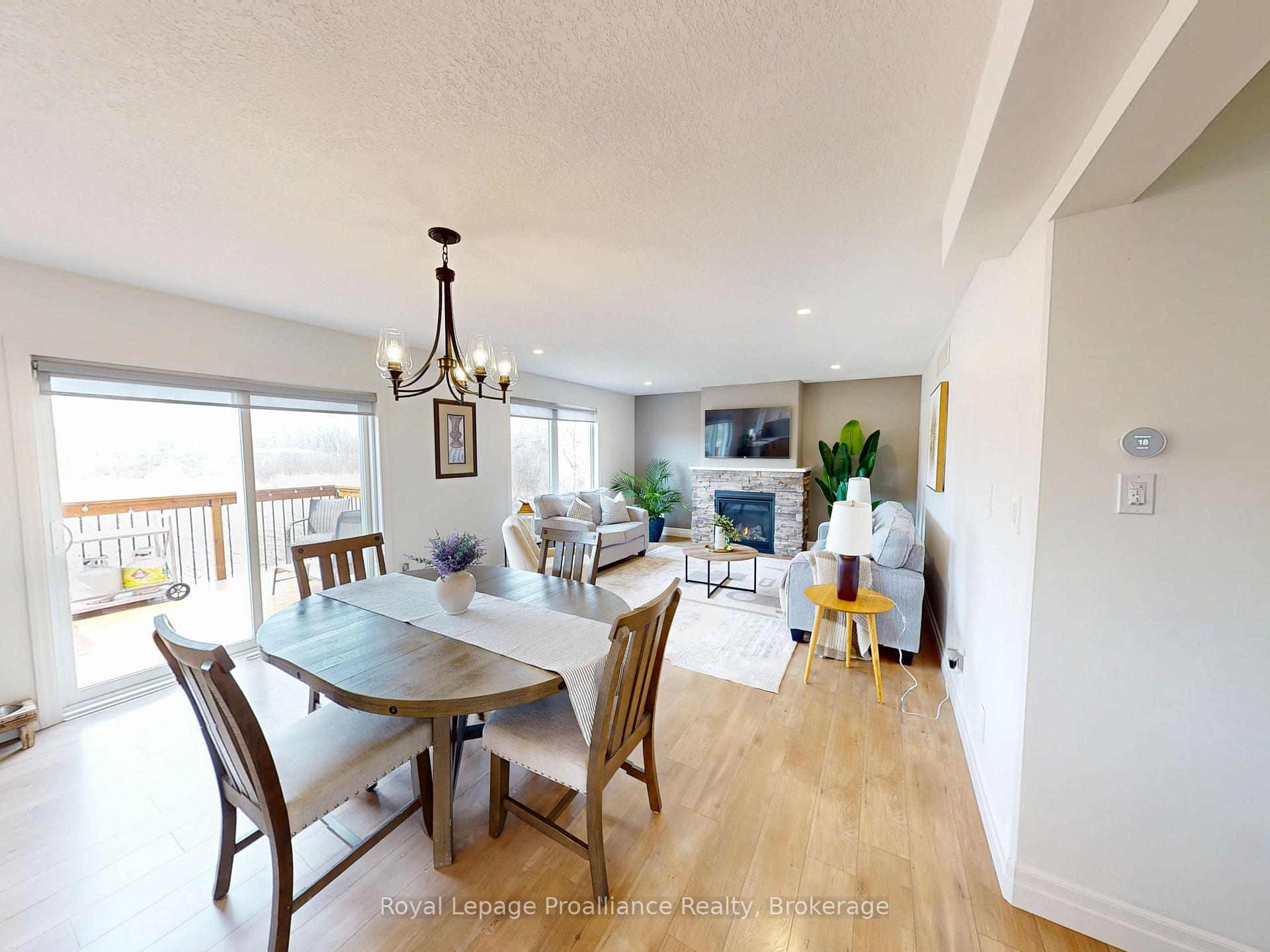 Photo 7 of 55 Lanark Drive, Belleville, Belleville Ward — HOMEH
