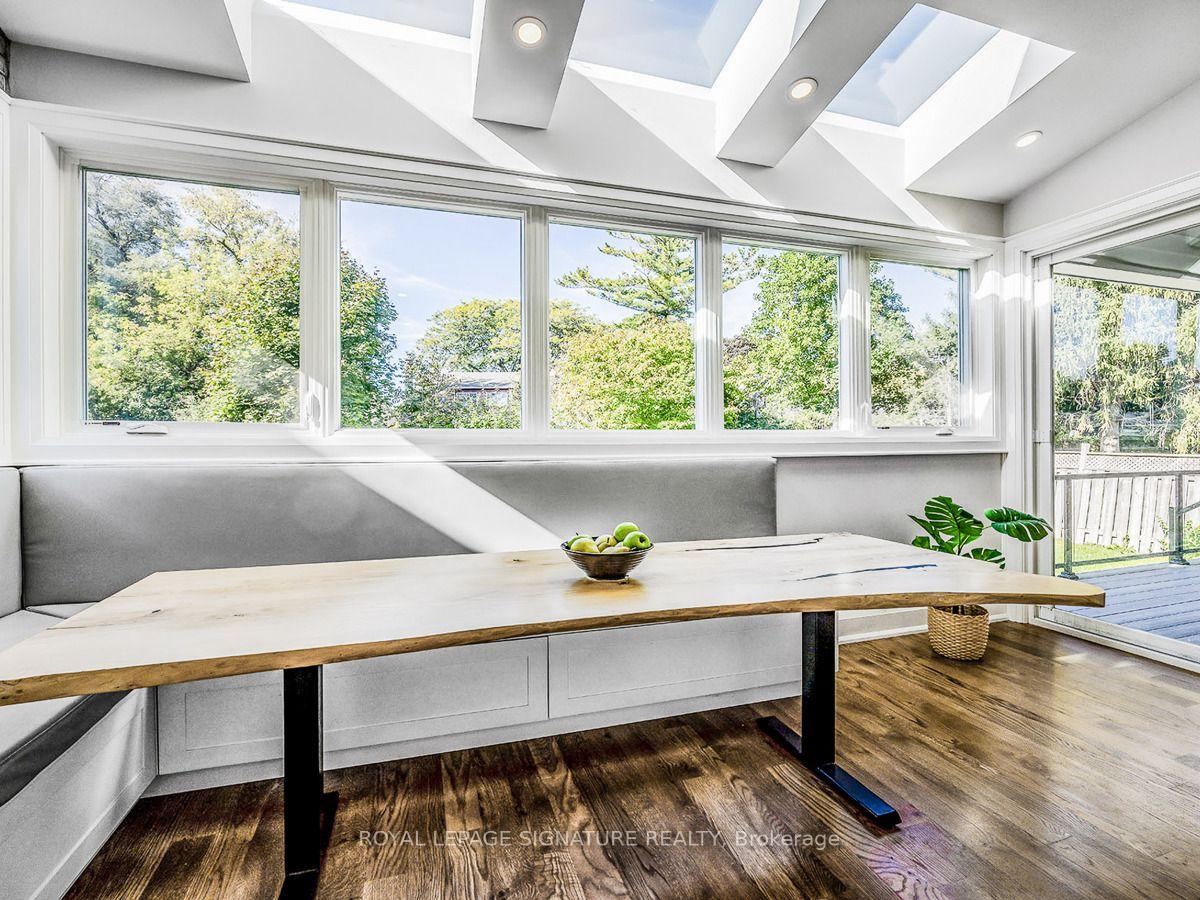 Photo 12 of 30 Broadleaf Road, North York, Banbury-Don Mills — HOMEH