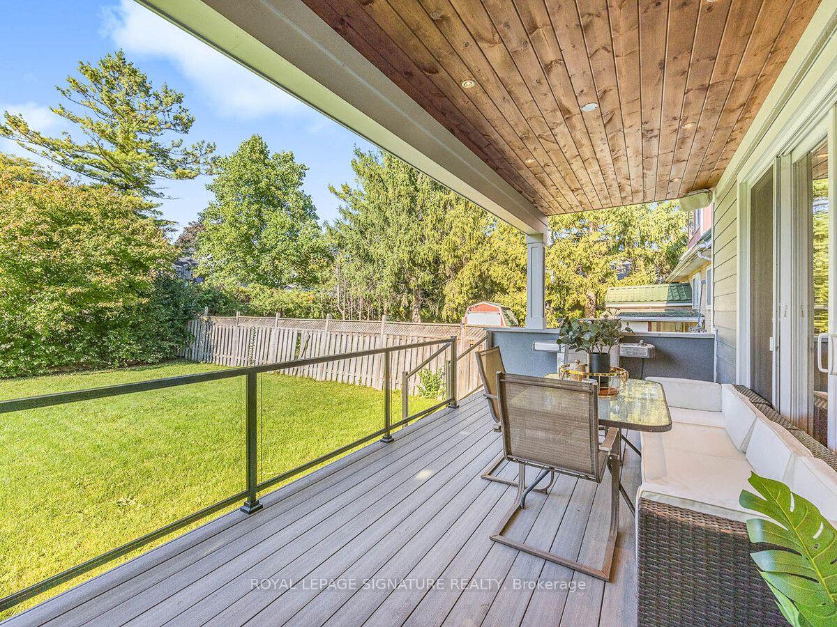Photo 13 of 30 Broadleaf Road, North York, Banbury-Don Mills — HOMEH