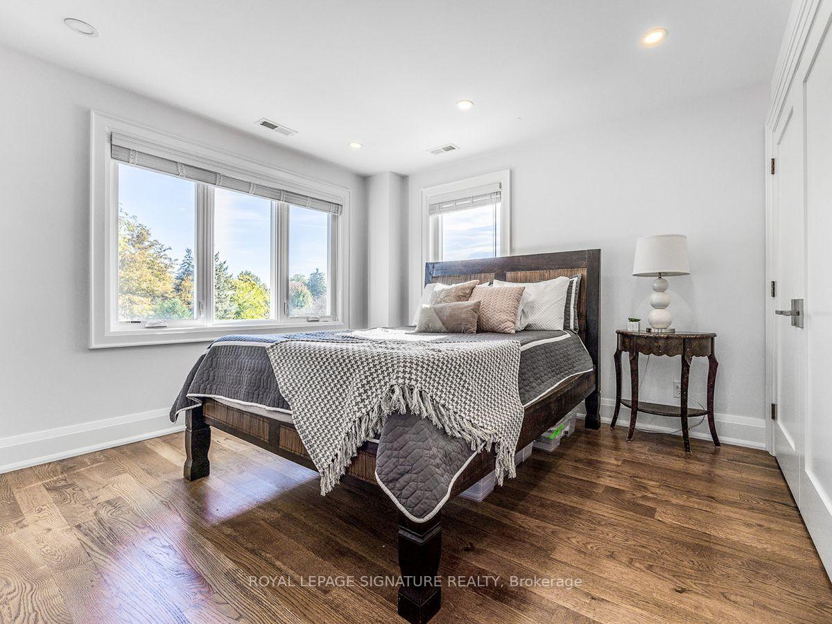 Photo 27 of 30 Broadleaf Road, North York, Banbury-Don Mills — HOMEH