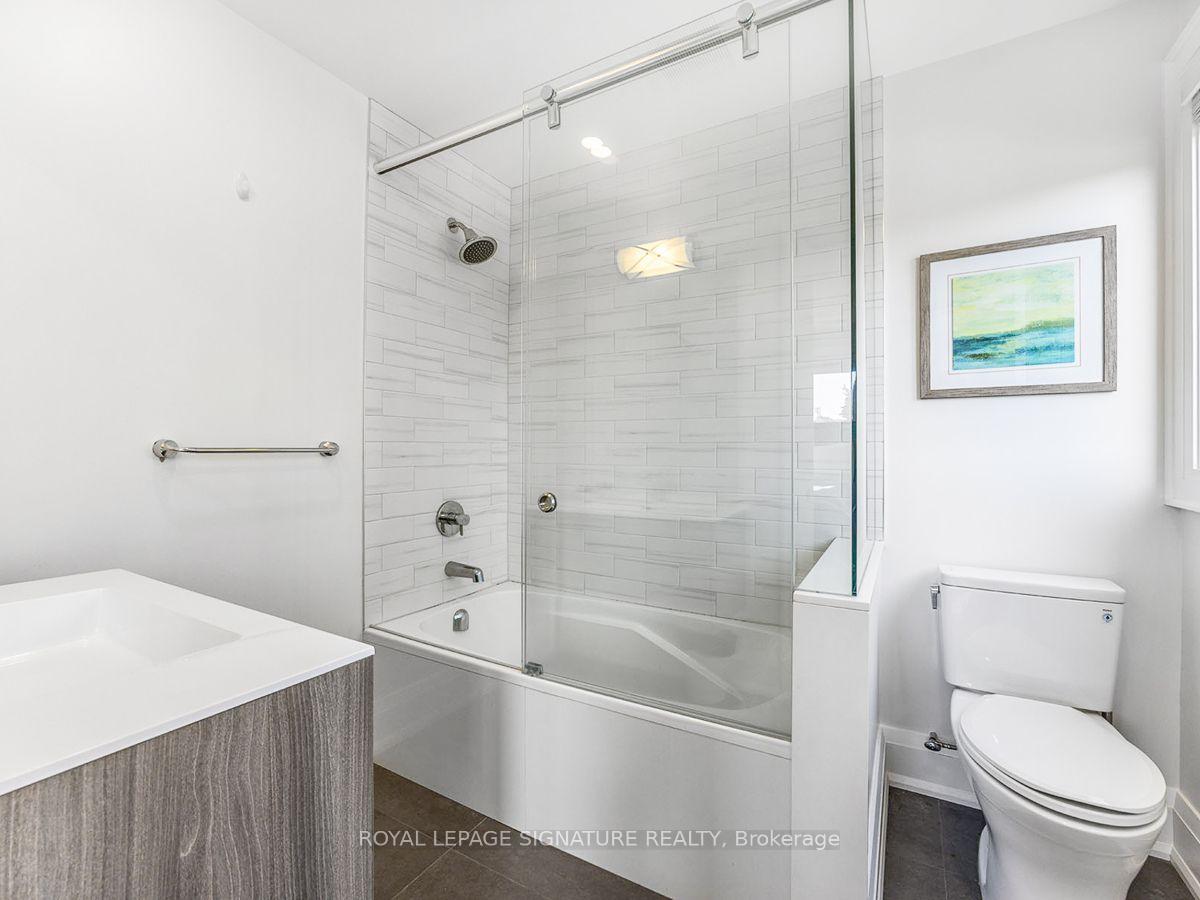 Photo 28 of 30 Broadleaf Road, North York, Banbury-Don Mills — HOMEH