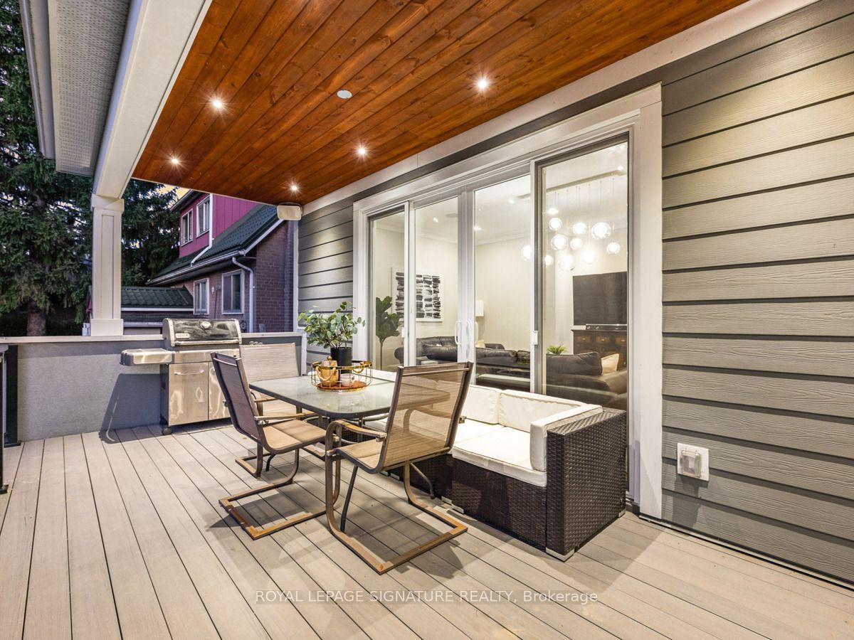 Photo 39 of 30 Broadleaf Road, North York, Banbury-Don Mills — HOMEH