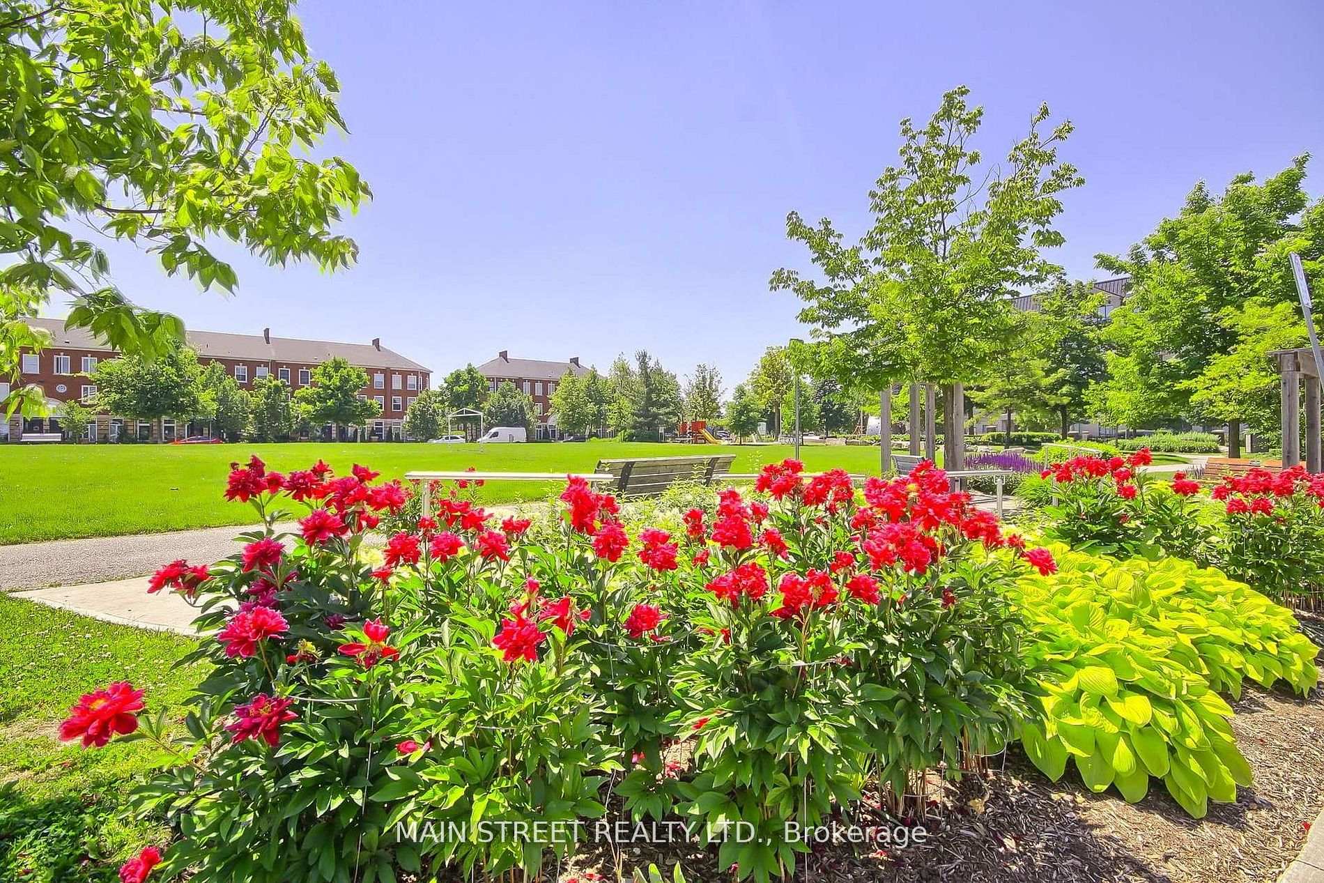 Photo 5 of Unit 619, 111 Civic Square Gate E, Aurora, Bayview Wellington — HOMEH