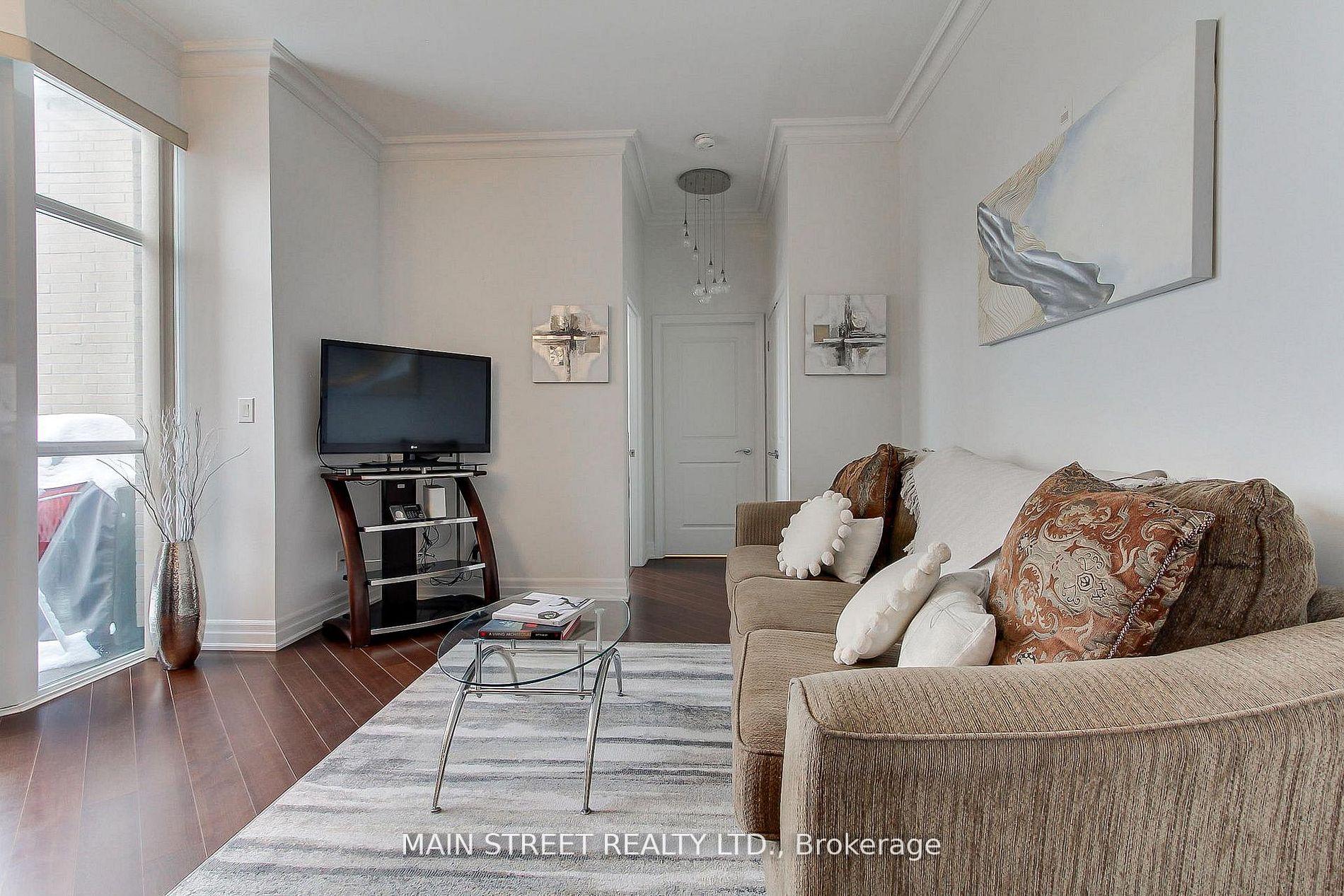 Photo 18 of Unit 619, 111 Civic Square Gate E, Aurora, Bayview Wellington — HOMEH
