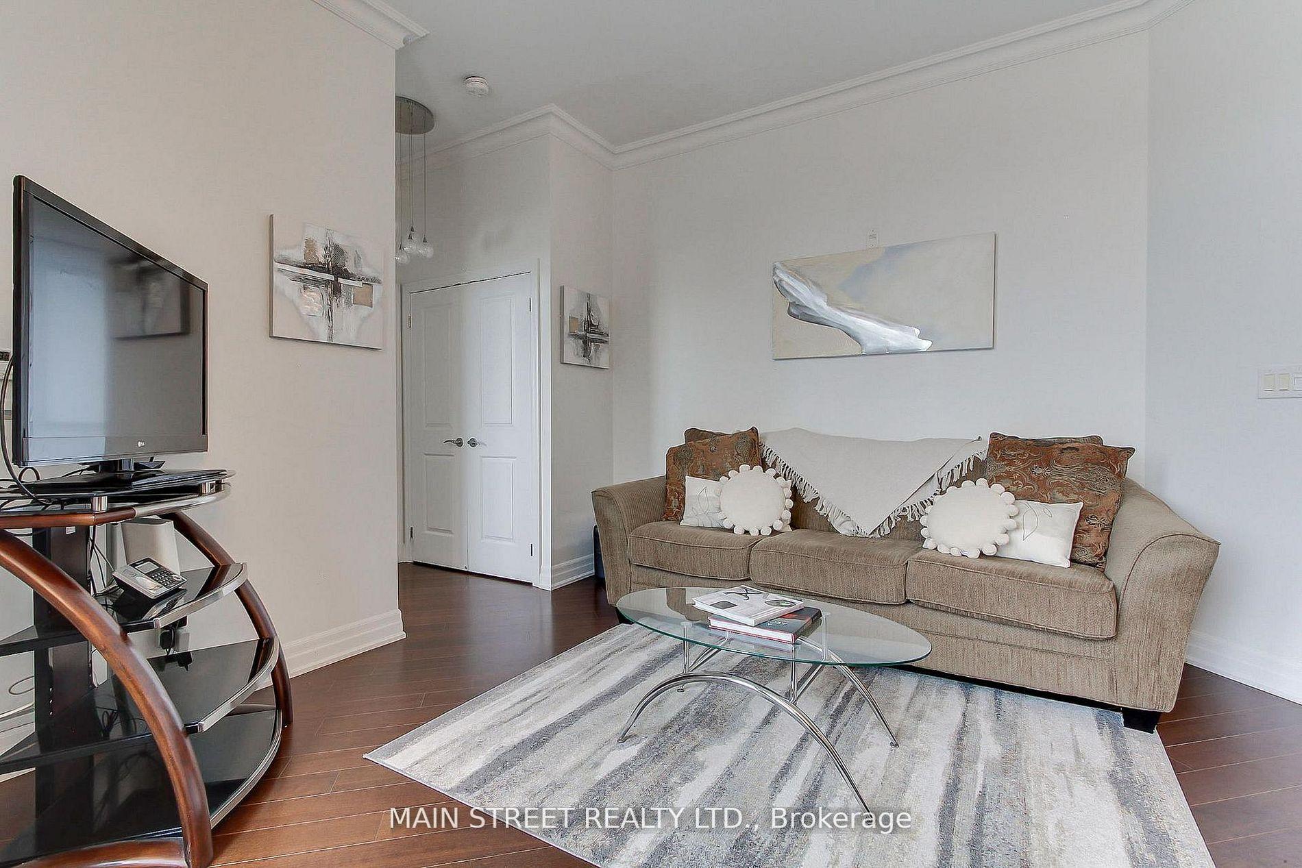 Photo 19 of Unit 619, 111 Civic Square Gate E, Aurora, Bayview Wellington — HOMEH