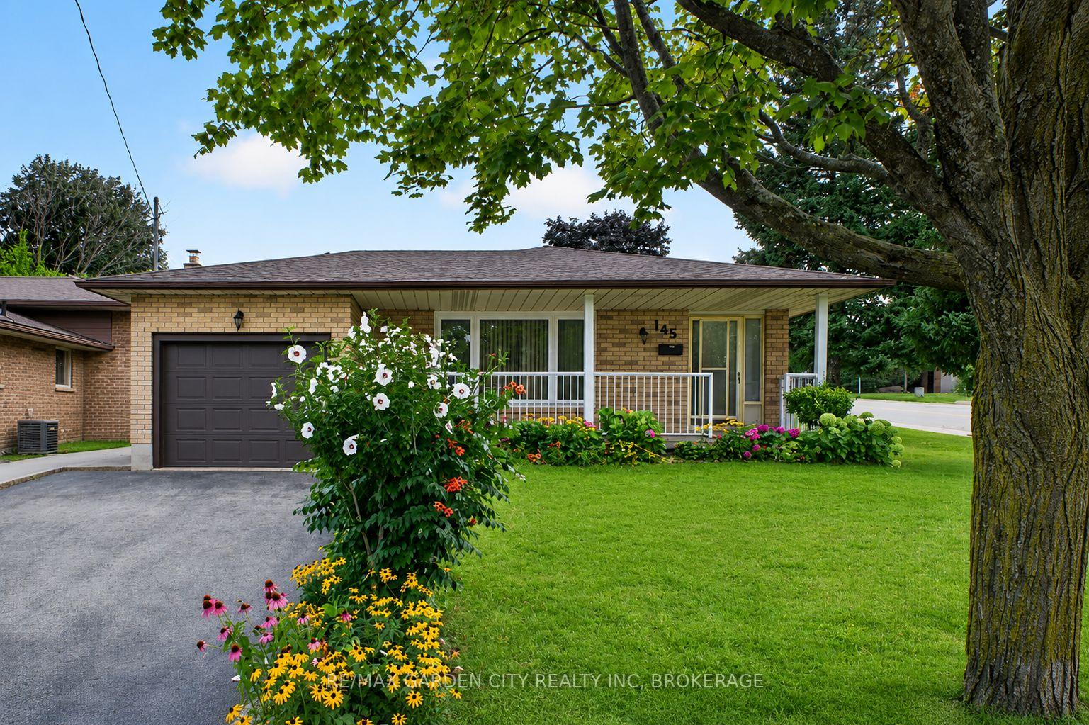 Photo 2 of 145 Adis Avenue, Hamilton, Gurnett — HOMEH