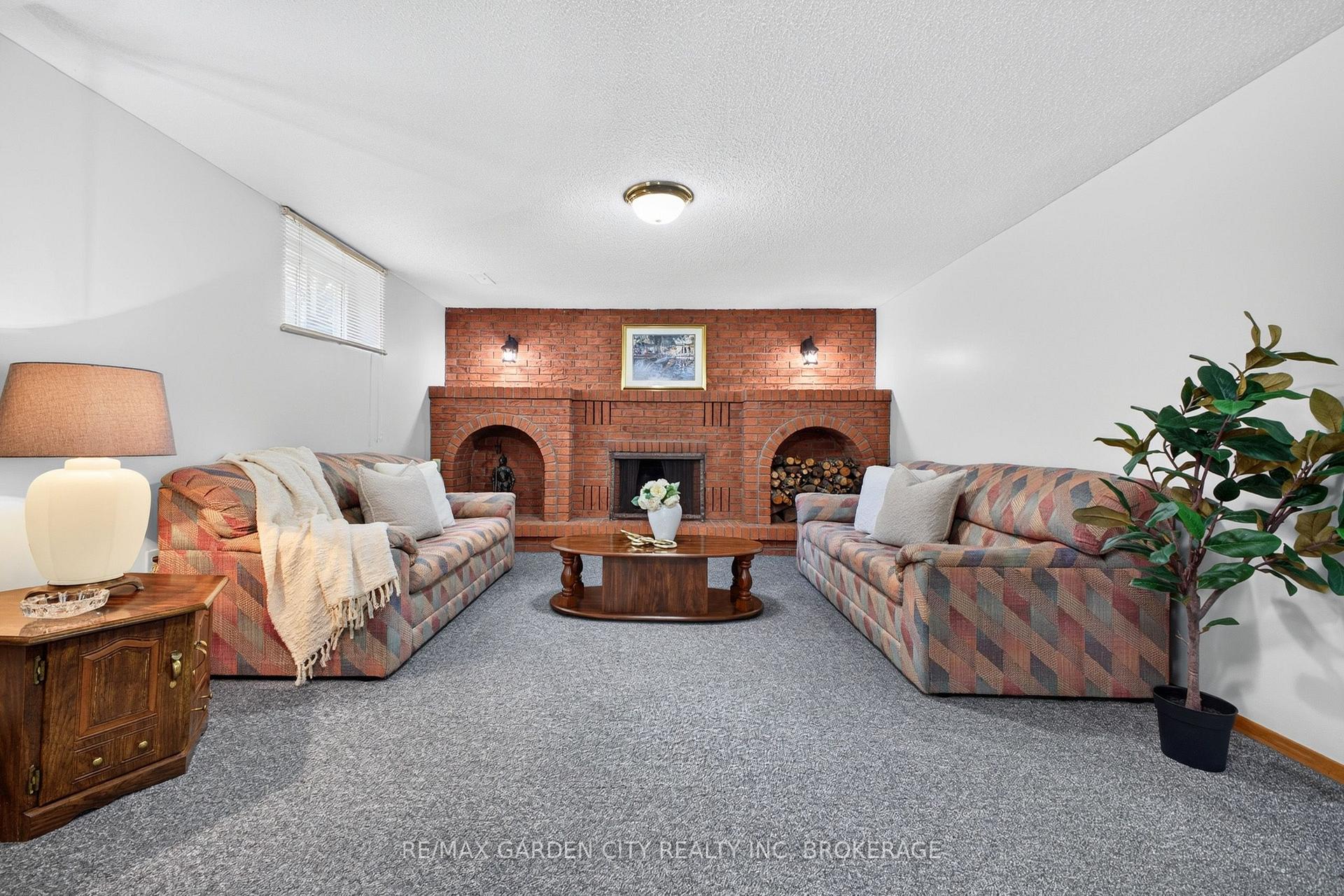 Photo 31 of 145 Adis Avenue, Hamilton, Gurnett — HOMEH