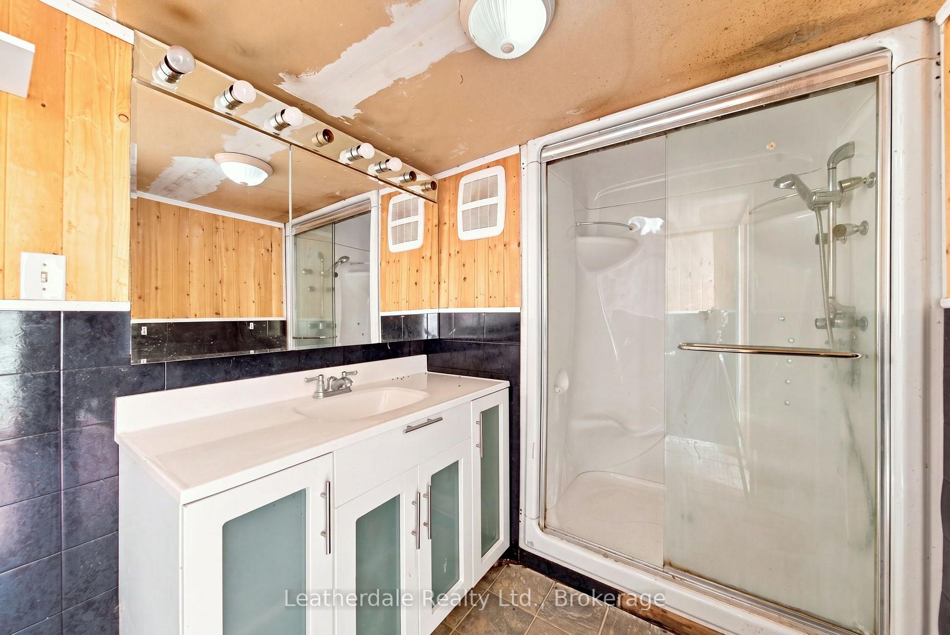 Photo 21 of 336 Forest Avenue N, Orillia — HOMEH