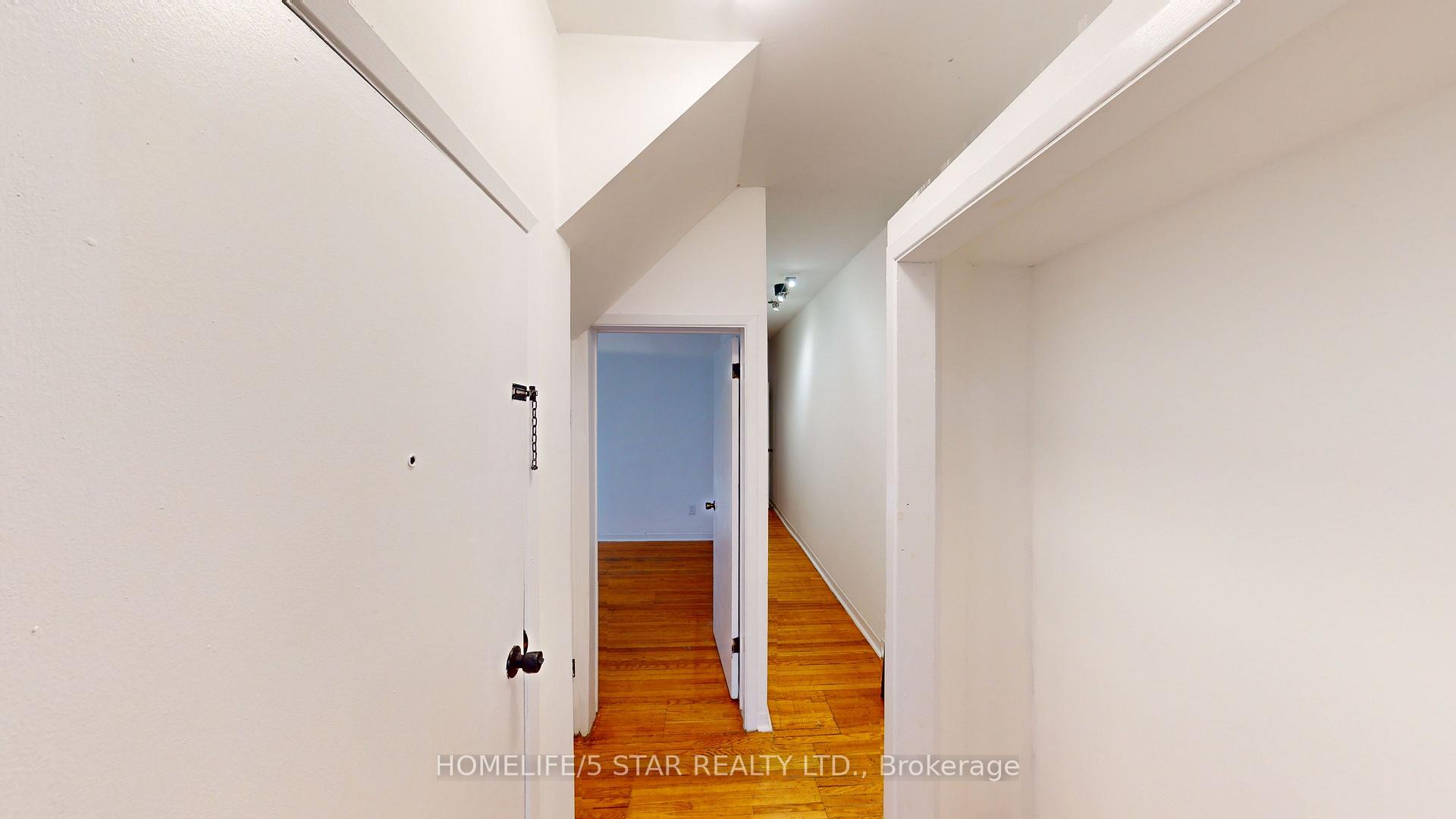 Photo 23 of Unit Apt 1, 285 Salem Avenue, Toronto, Dovercourt-Wallace Emerson-Junction — HOMEH
