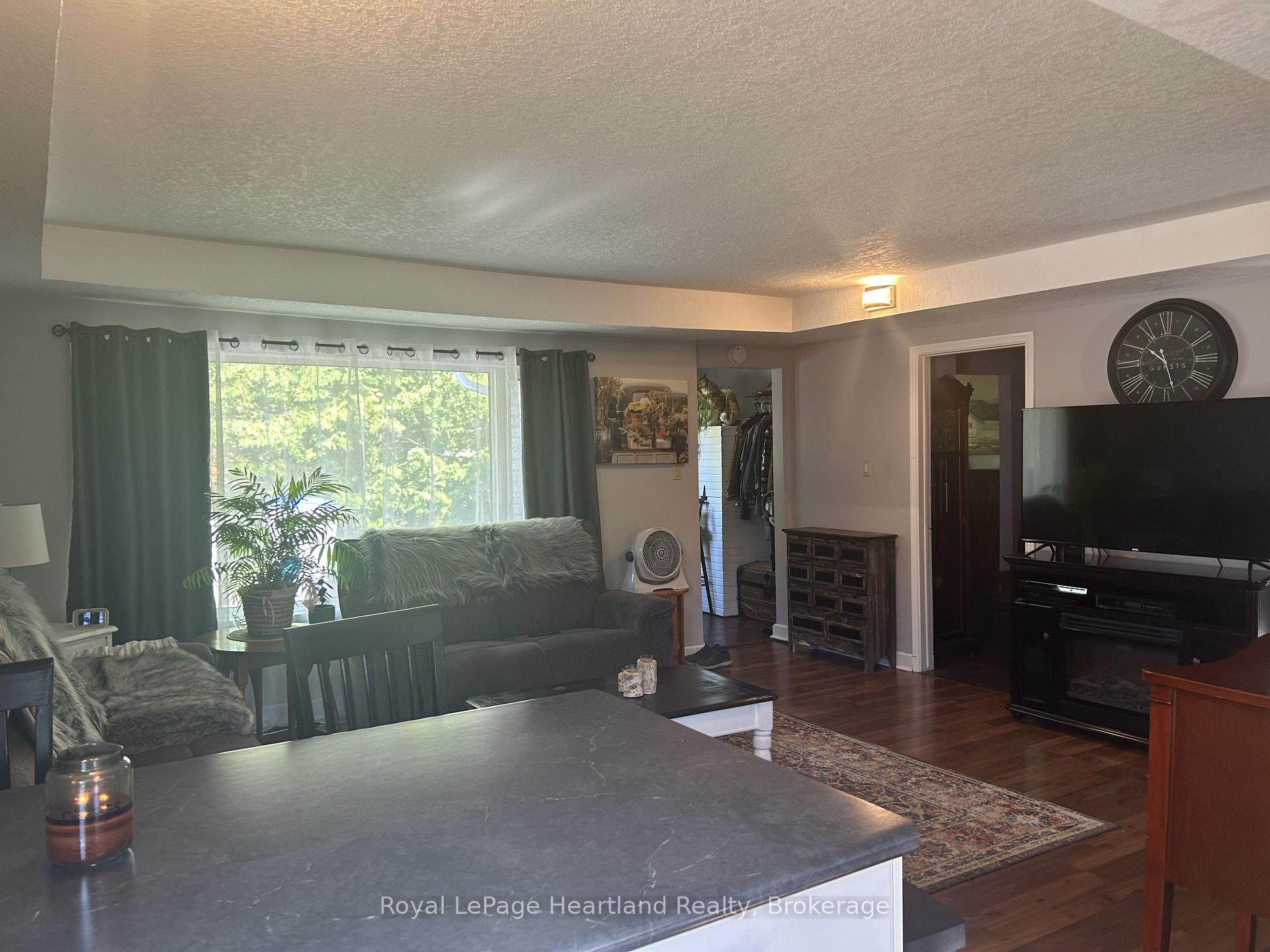 Photo 5 of 90 Mary Street, North Huron, Wingham — HOMEH