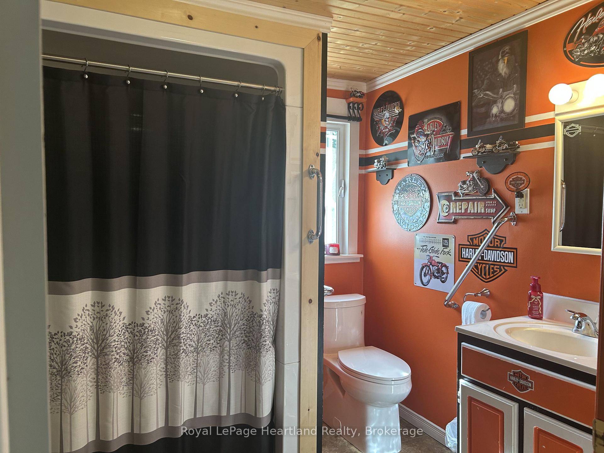 Photo 14 of 90 Mary Street, North Huron, Wingham — HOMEH