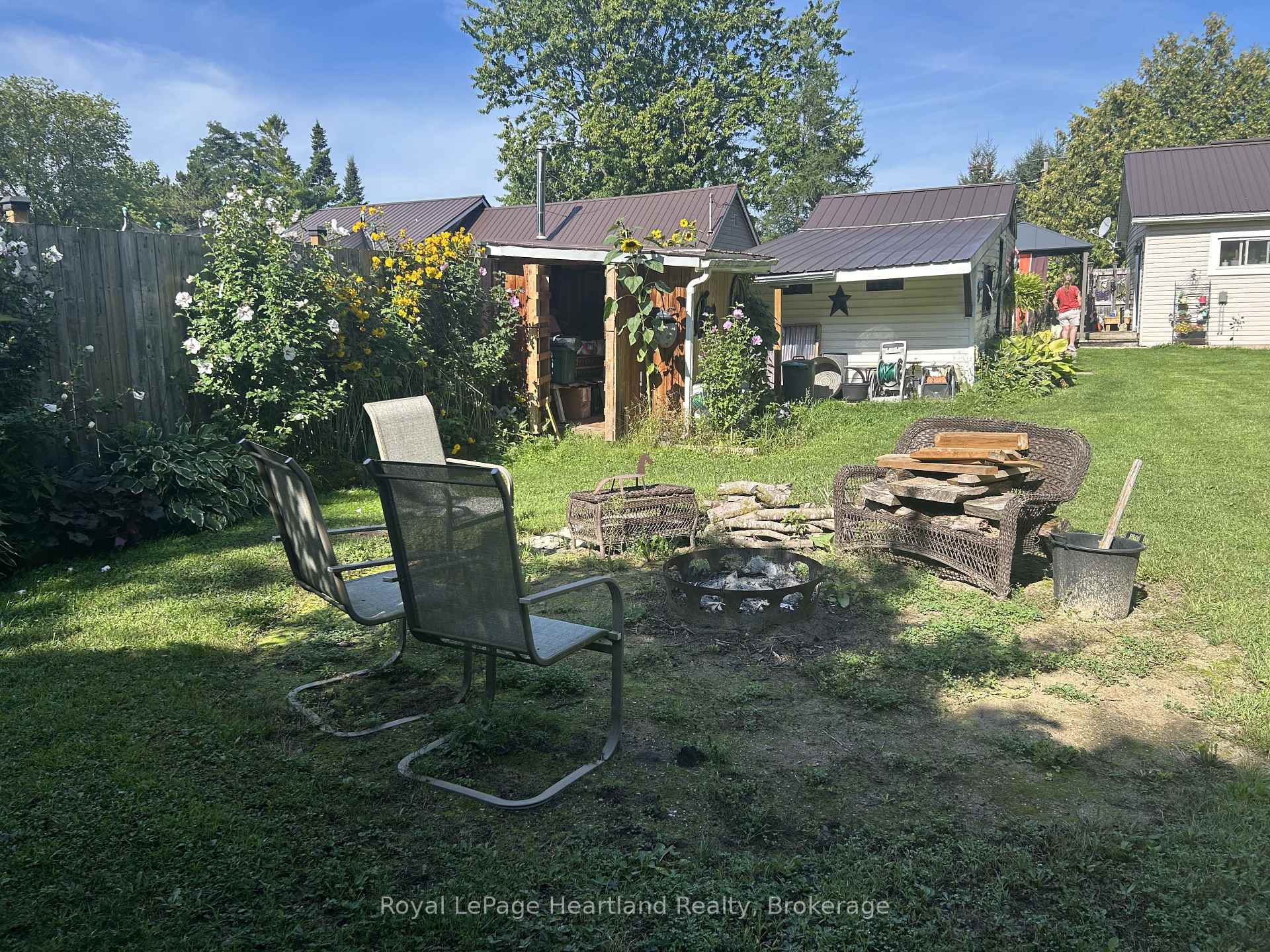 Photo 26 of 90 Mary Street, North Huron, Wingham — HOMEH