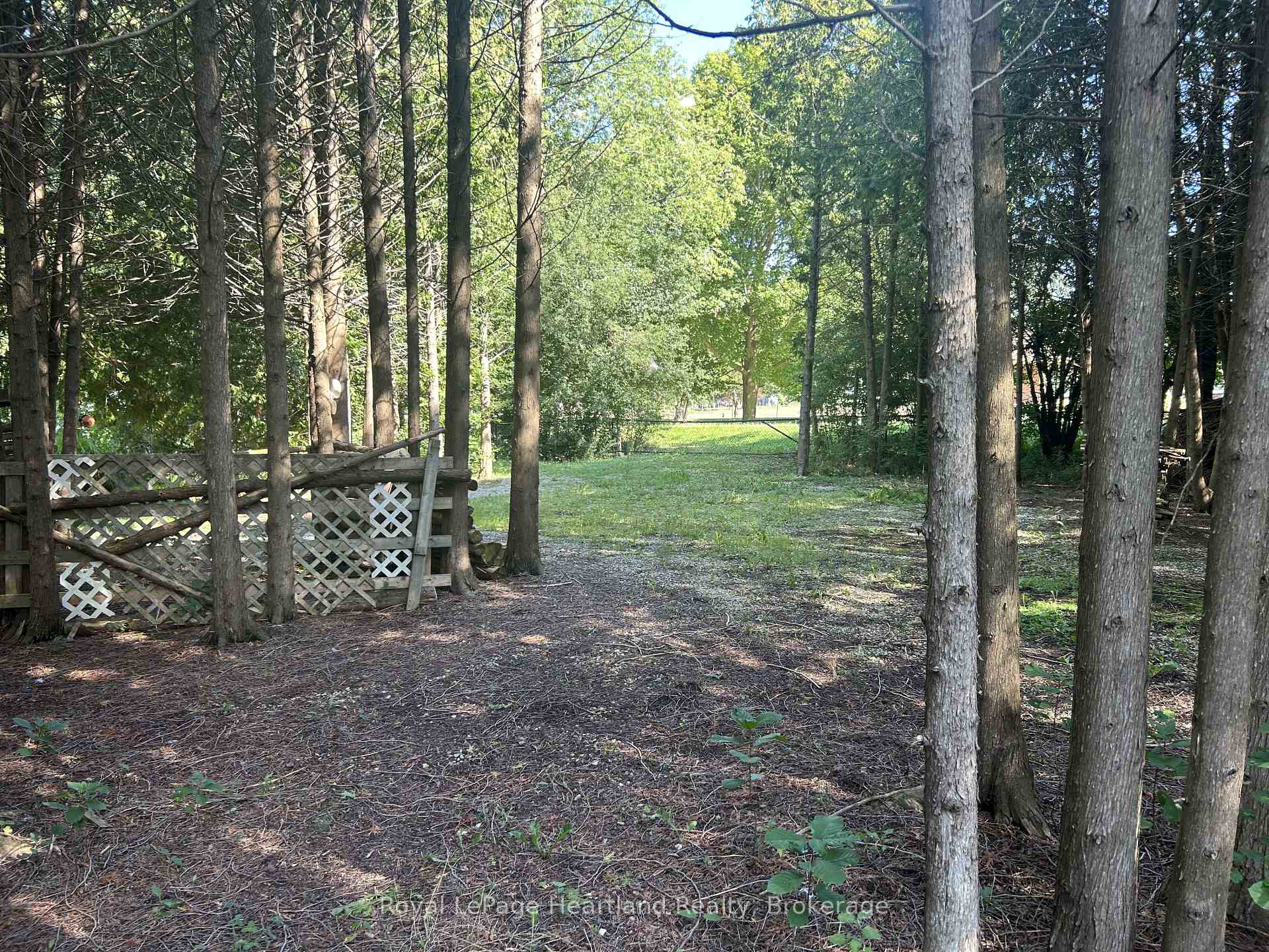 Photo 44 of 90 Mary Street, North Huron, Wingham — HOMEH