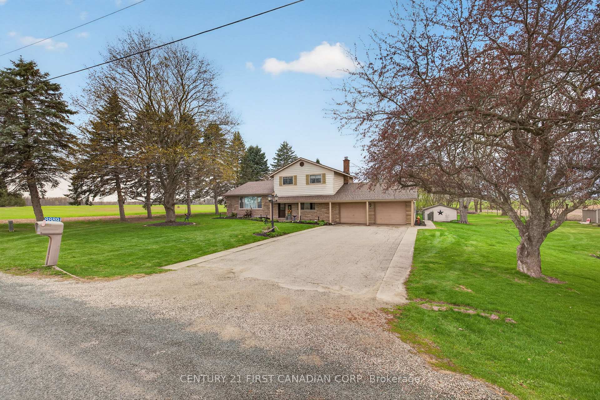 Photo 2 of 8889 Hacienda Road, Malahide, Rural Malahide — HOMEH