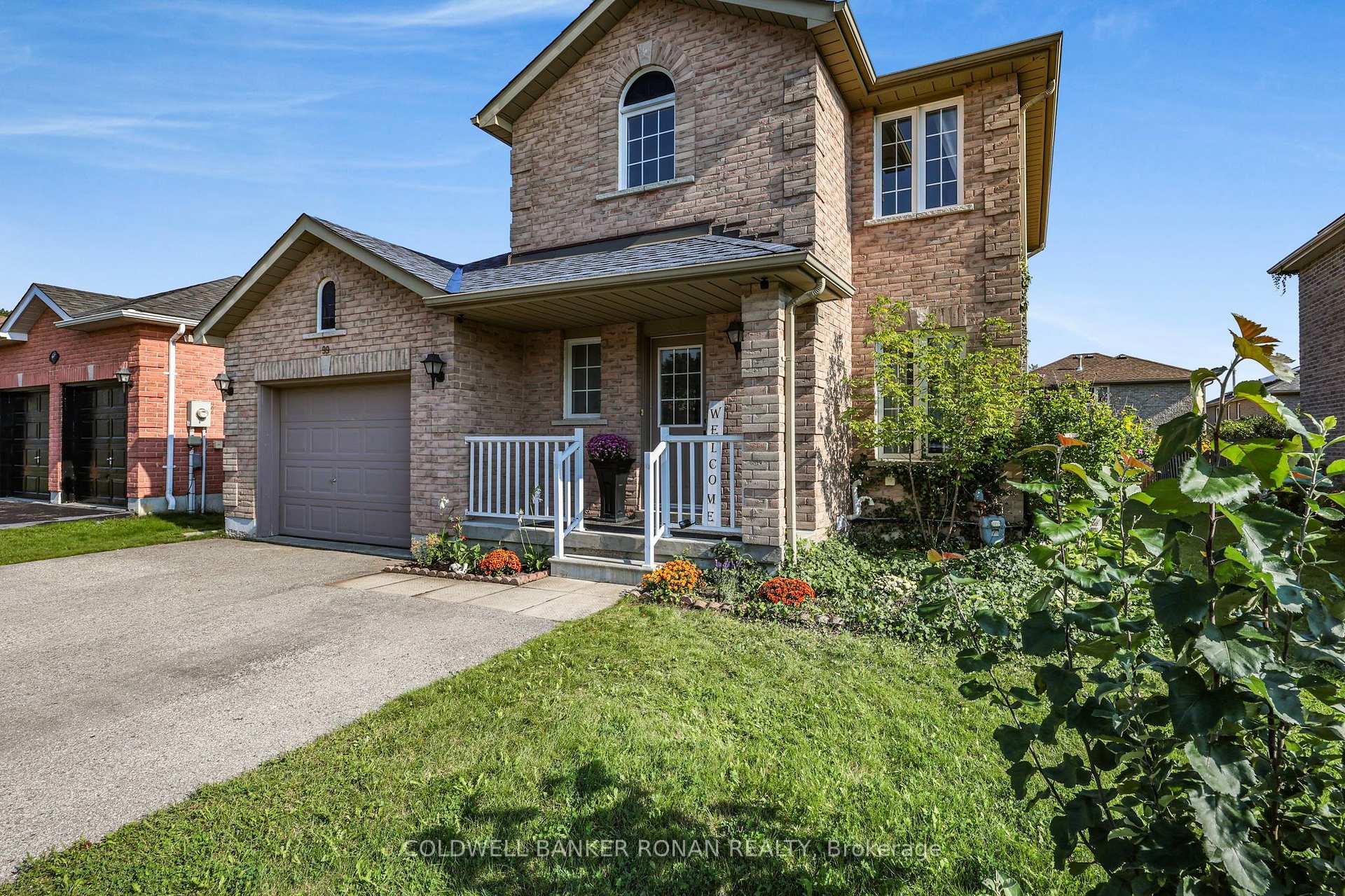 Photo 4 of 99 Ruffet Drive, Barrie, Edgehill Drive — HOMEH
