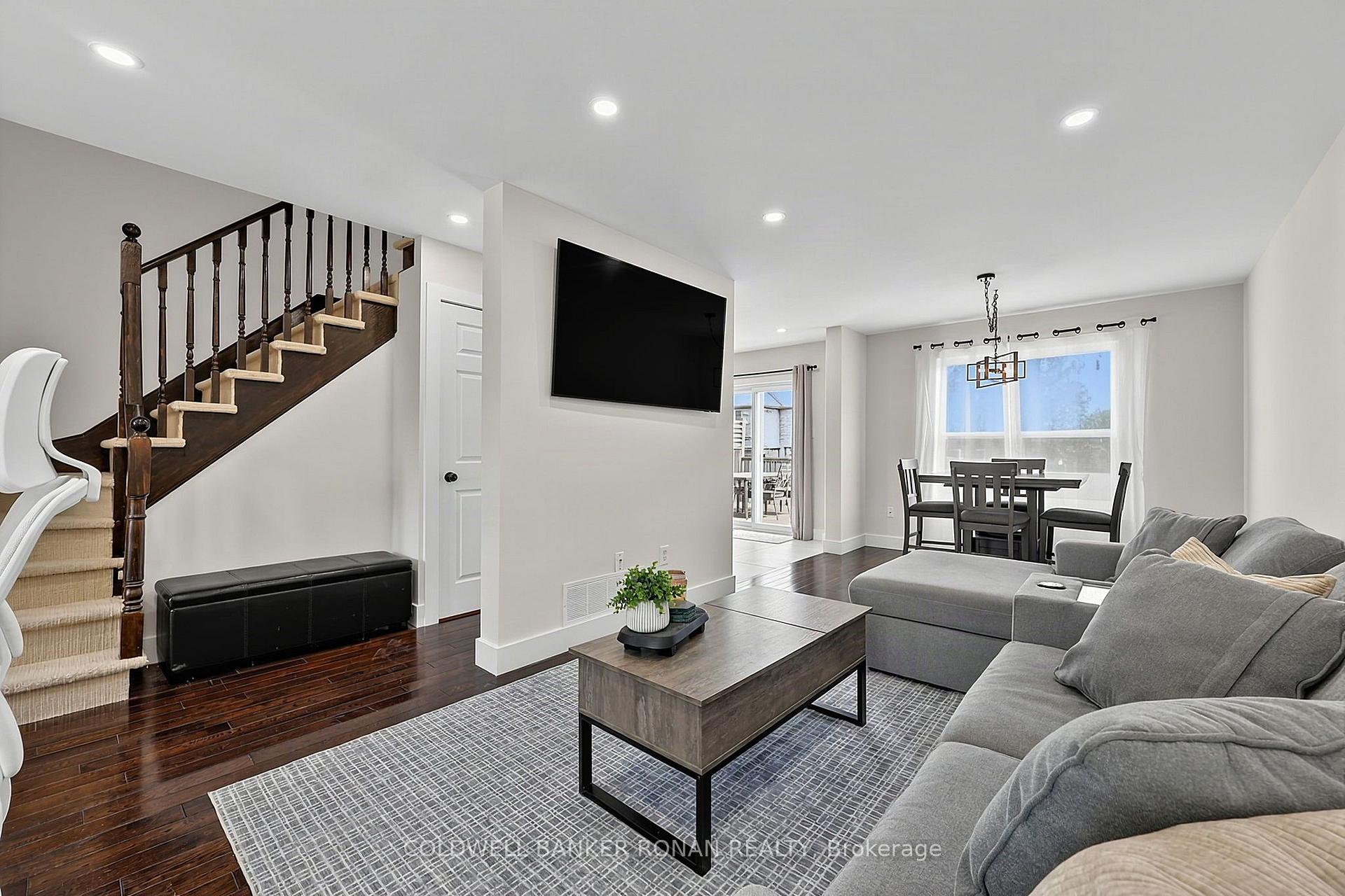 Photo 16 of 99 Ruffet Drive, Barrie, Edgehill Drive — HOMEH