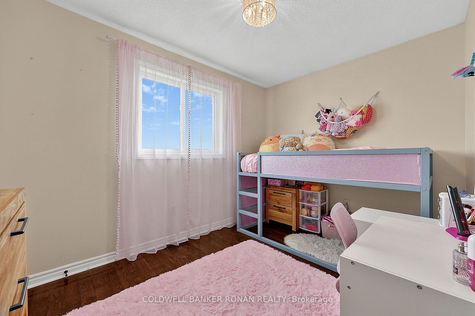 Photo 24 of 99 Ruffet Drive, Barrie, Edgehill Drive — HOMEH