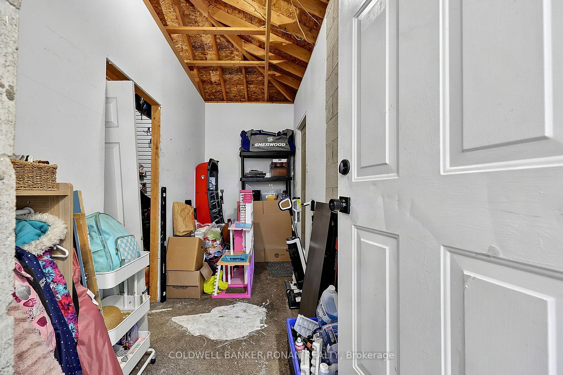 Photo 29 of 99 Ruffet Drive, Barrie, Edgehill Drive — HOMEH