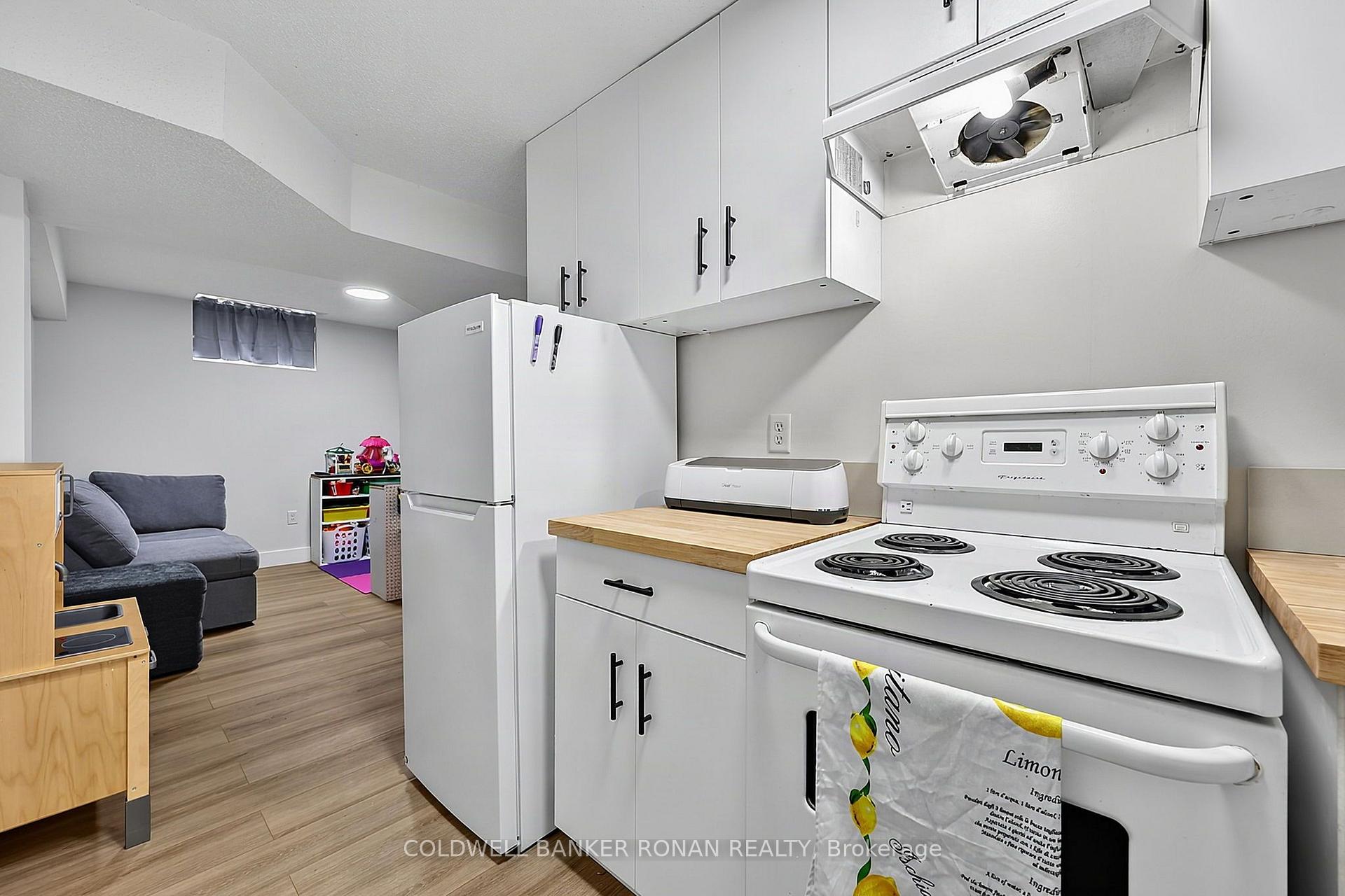 Photo 33 of 99 Ruffet Drive, Barrie, Edgehill Drive — HOMEH
