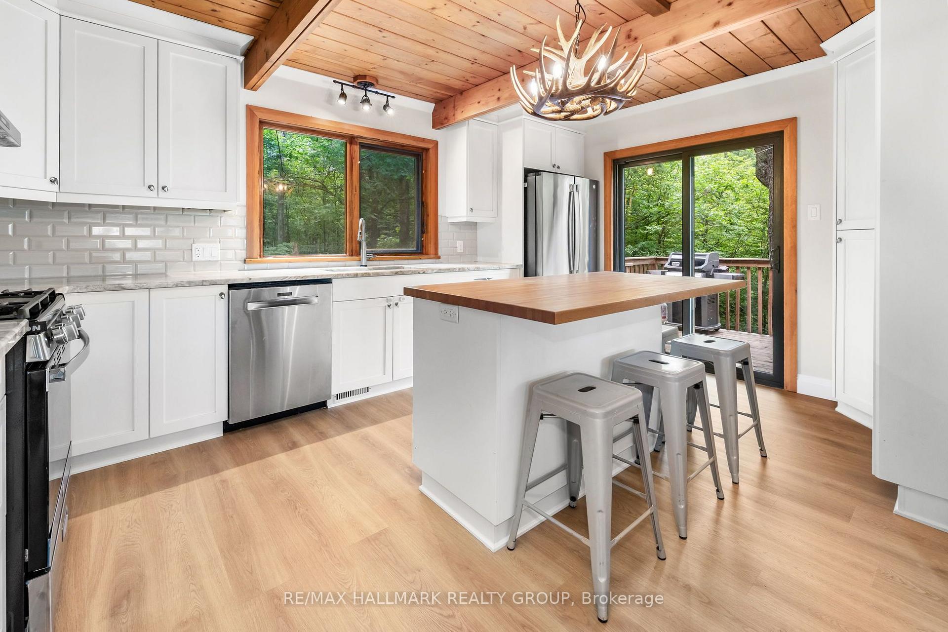 Photo 7 of 117 Birch Bay Lane, Tay Valley, Bathurst/Burgess & Sherbrooke (Bathurst) Twp — HOMEH