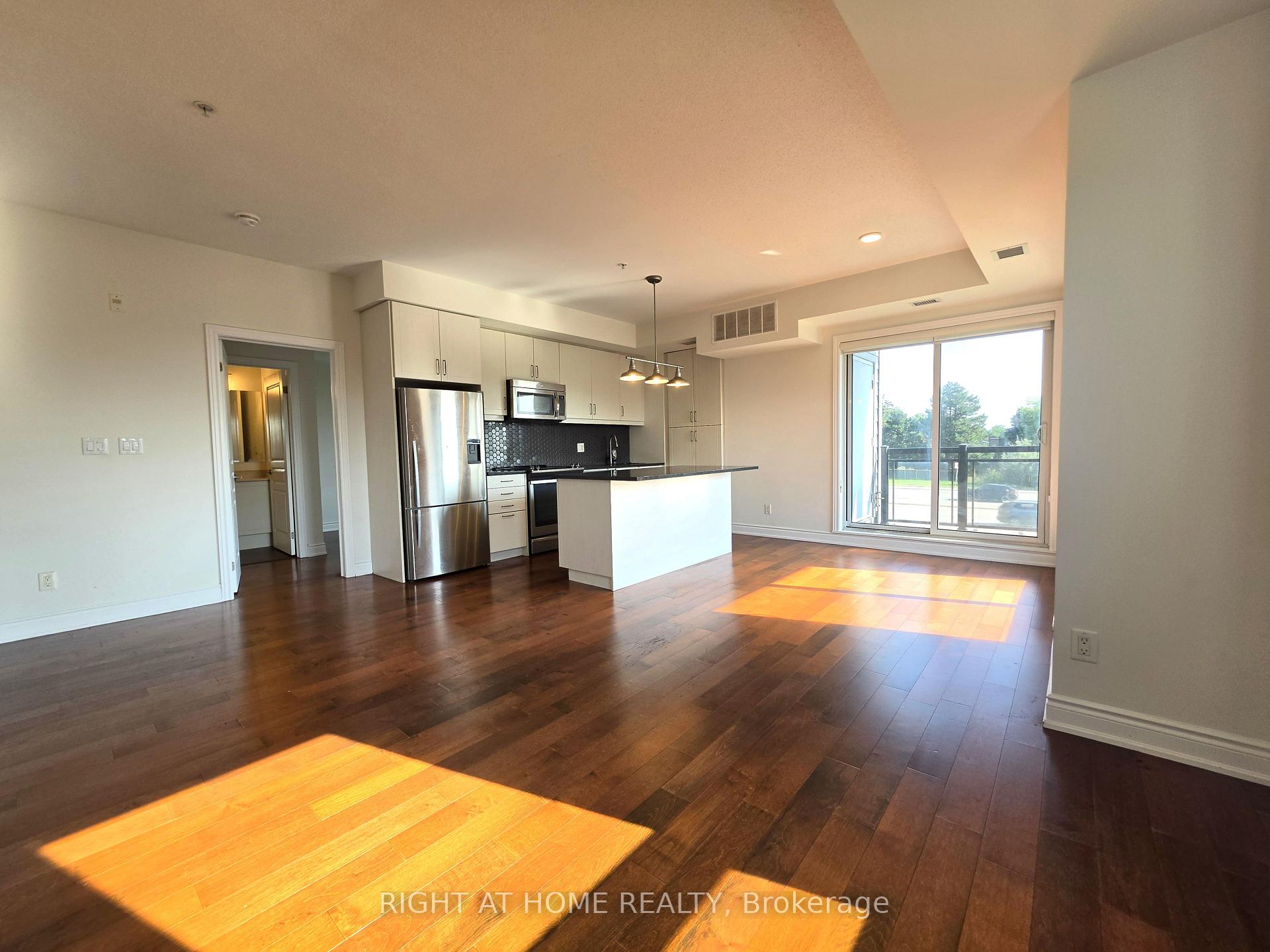 Front of Unit 236, 3170 Erin Mills Parkway