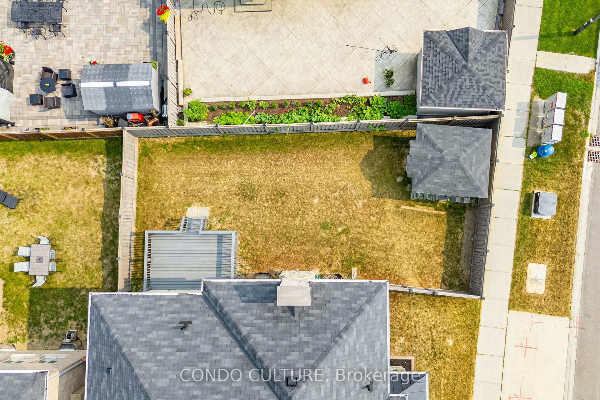 Photo 3 of 23 Martin Byrne Drive, Brampton, Toronto Gore Rural Estate — HOMEH