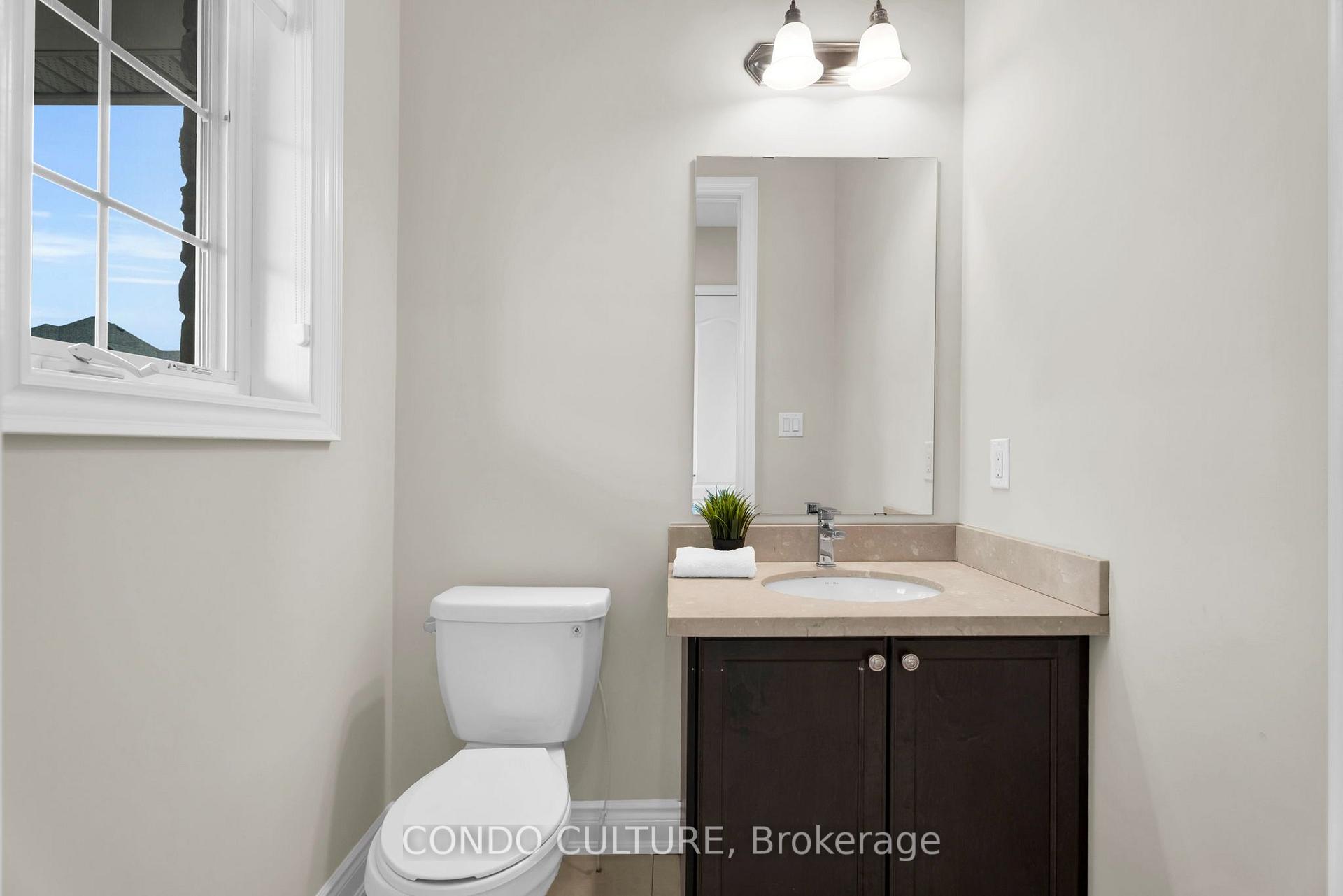 Photo 17 of 23 Martin Byrne Drive, Brampton, Toronto Gore Rural Estate — HOMEH
