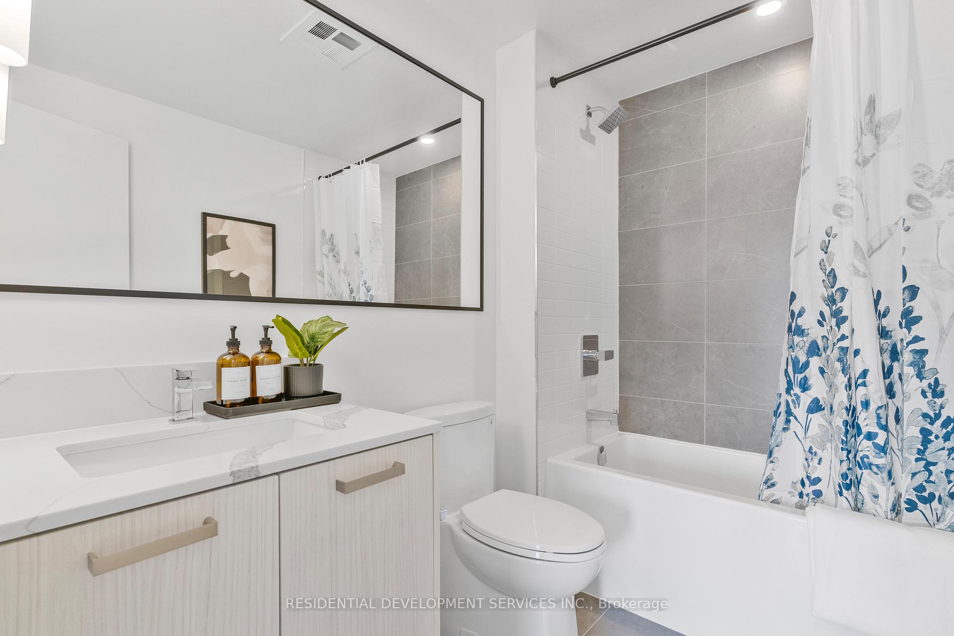 Photo 11 of Unit 156, 67 Curlew Drive, North York, Parkwoods-Donalda — HOMEH