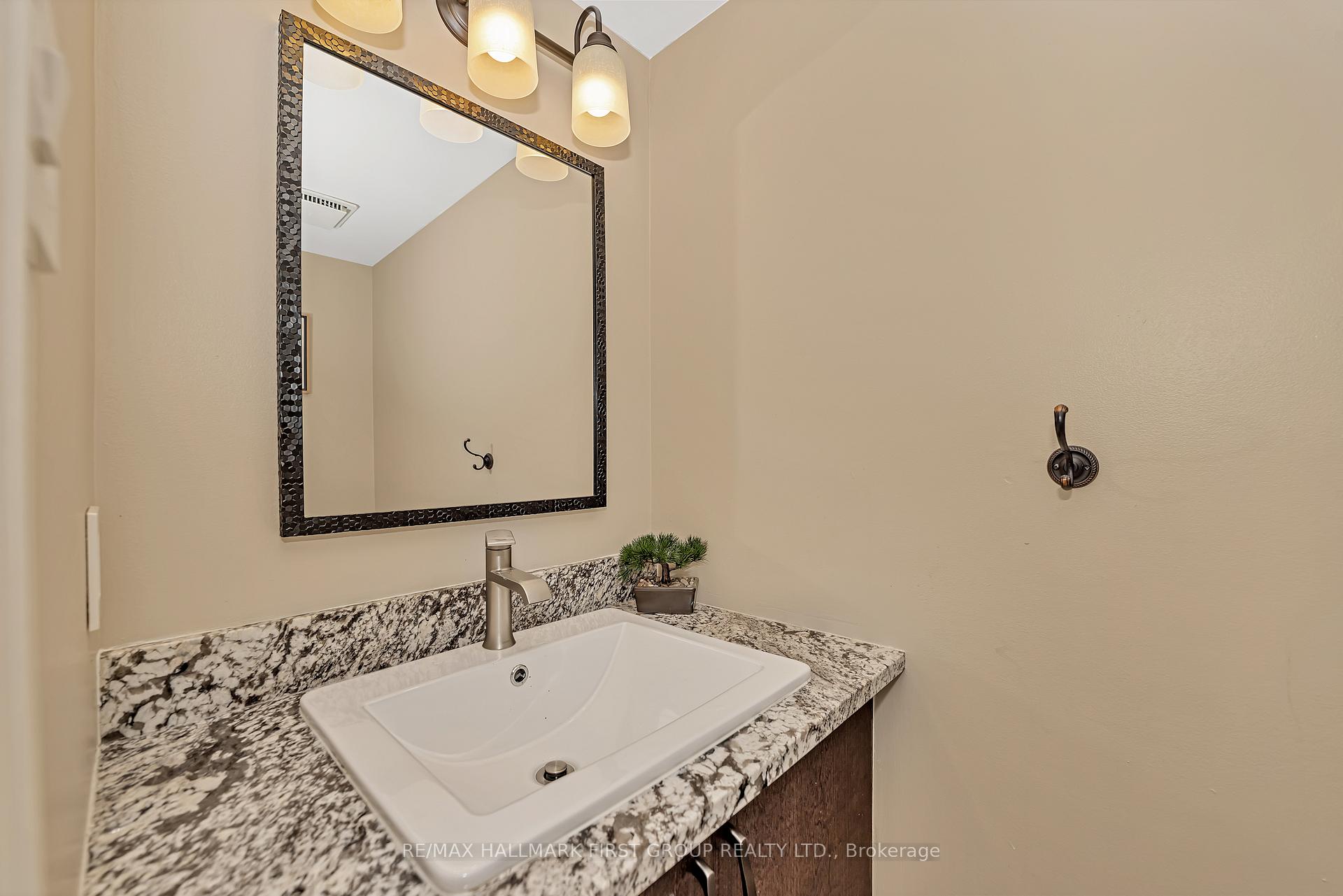 Photo 19 of 16 Hawley Crescent, Ottawa, Kanata - Bridlewood — HOMEH