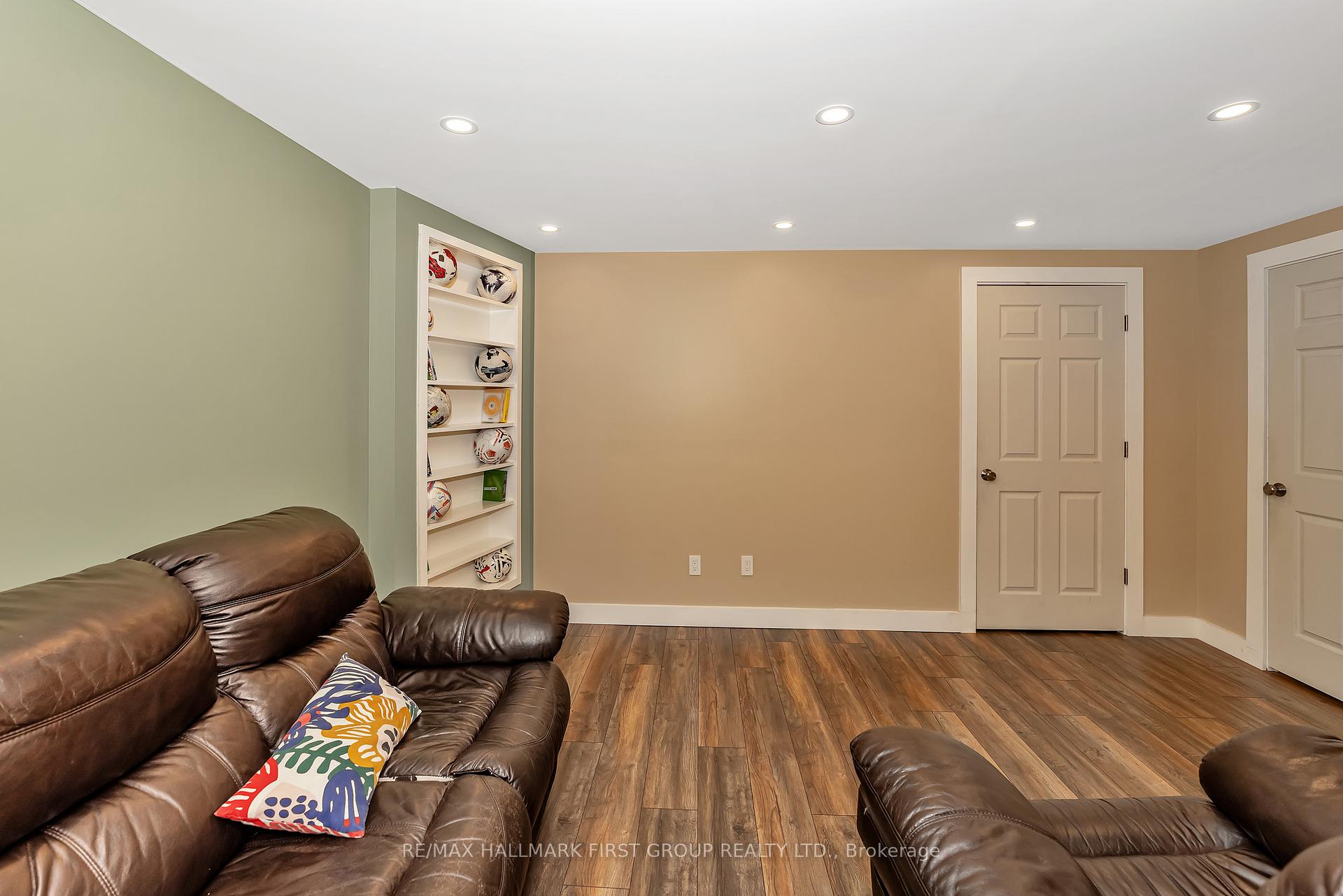 Photo 32 of 16 Hawley Crescent, Ottawa, Kanata - Bridlewood — HOMEH