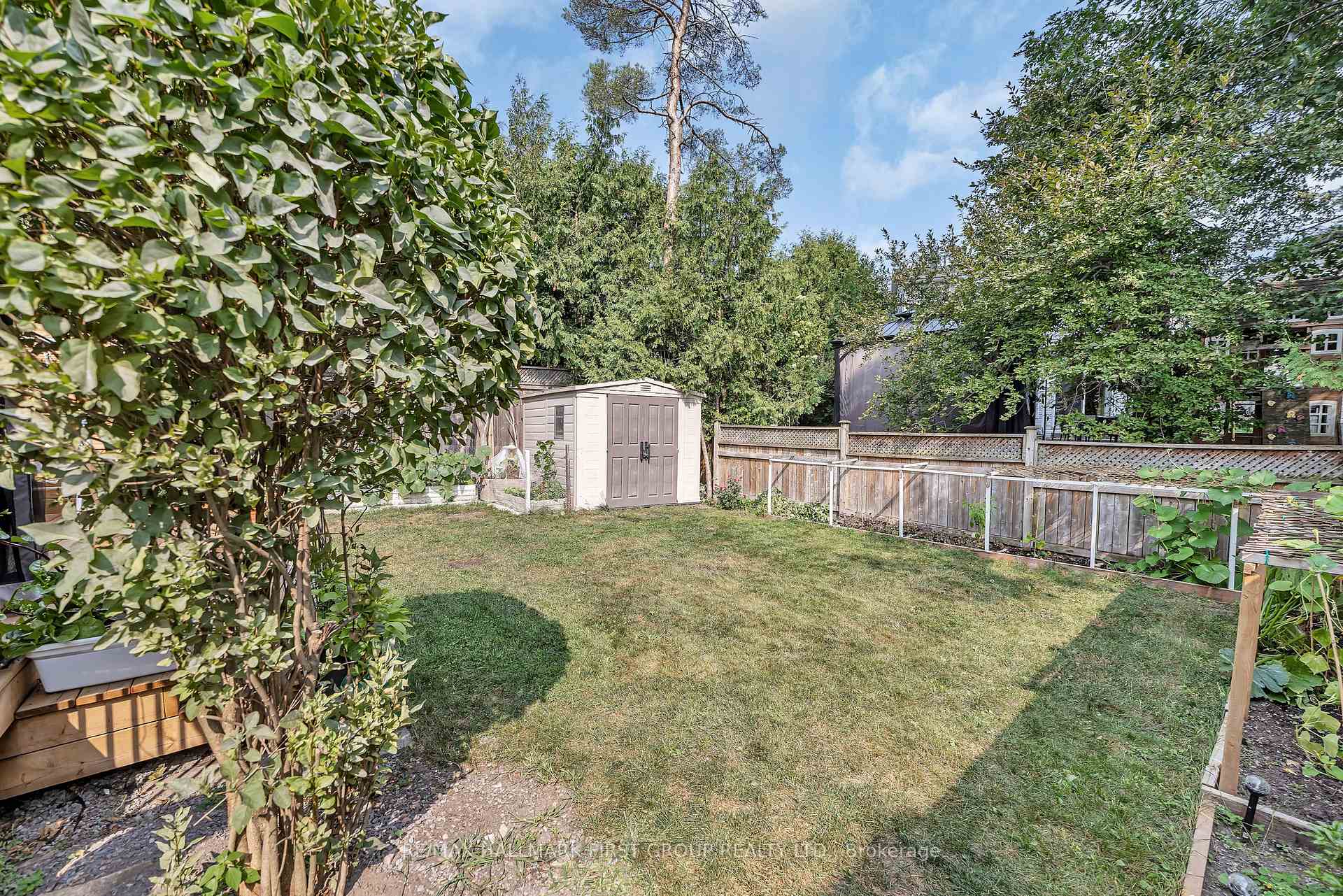 Photo 33 of 16 Hawley Crescent, Ottawa, Kanata - Bridlewood — HOMEH