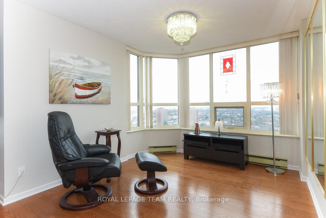 Photo 13 of Unit 2504, 1510 Riverside Drive, Ottawa, Riverview Park — HOMEH