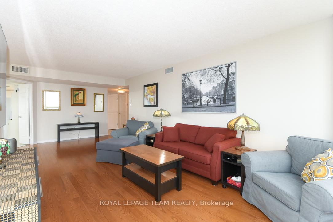 Photo 15 of Unit 2504, 1510 Riverside Drive, Ottawa, Riverview Park — HOMEH