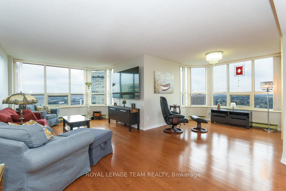 Photo 17 of Unit 2504, 1510 Riverside Drive, Ottawa, Riverview Park — HOMEH
