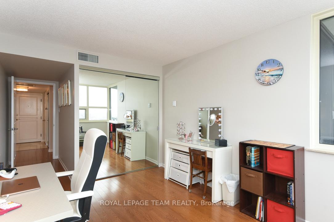 Photo 21 of Unit 2504, 1510 Riverside Drive, Ottawa, Riverview Park — HOMEH