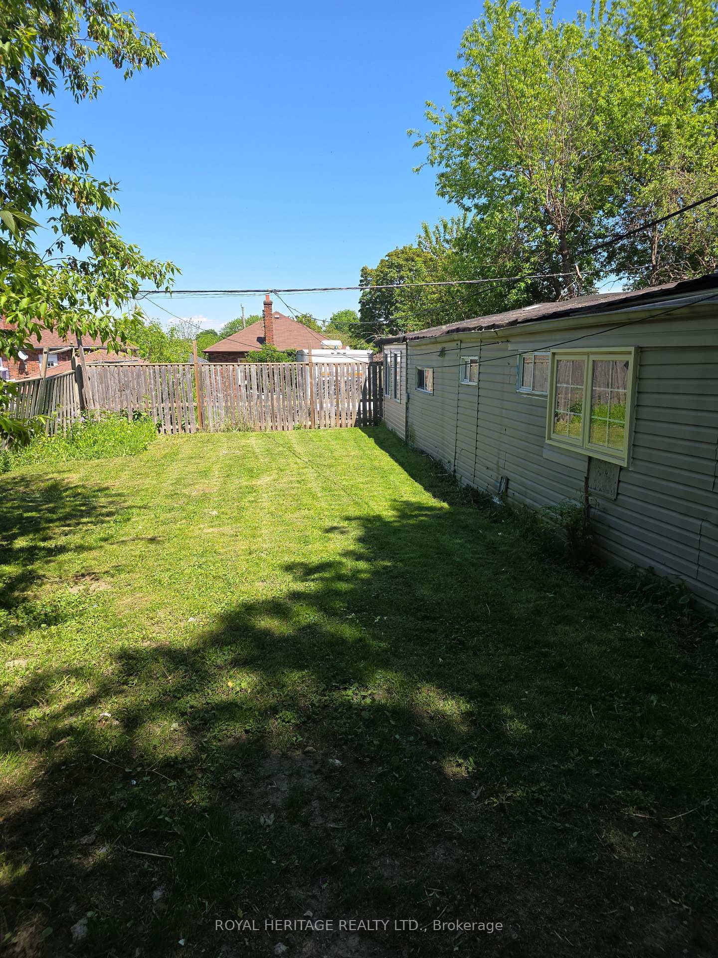 Photo 2 of 197 Verdun Road, Oshawa, Central — HOMEH