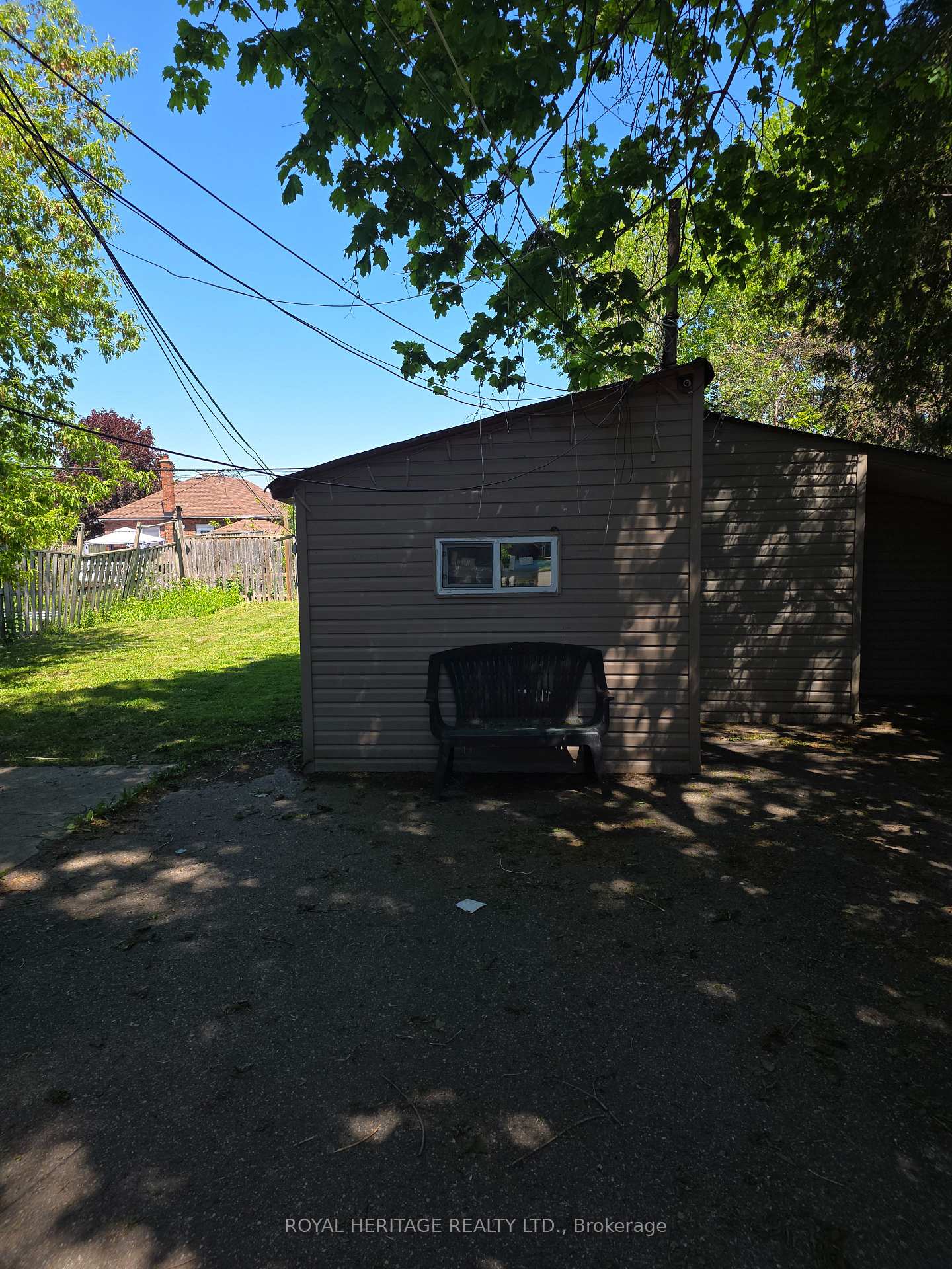 Photo 3 of 197 Verdun Road, Oshawa, Central — HOMEH