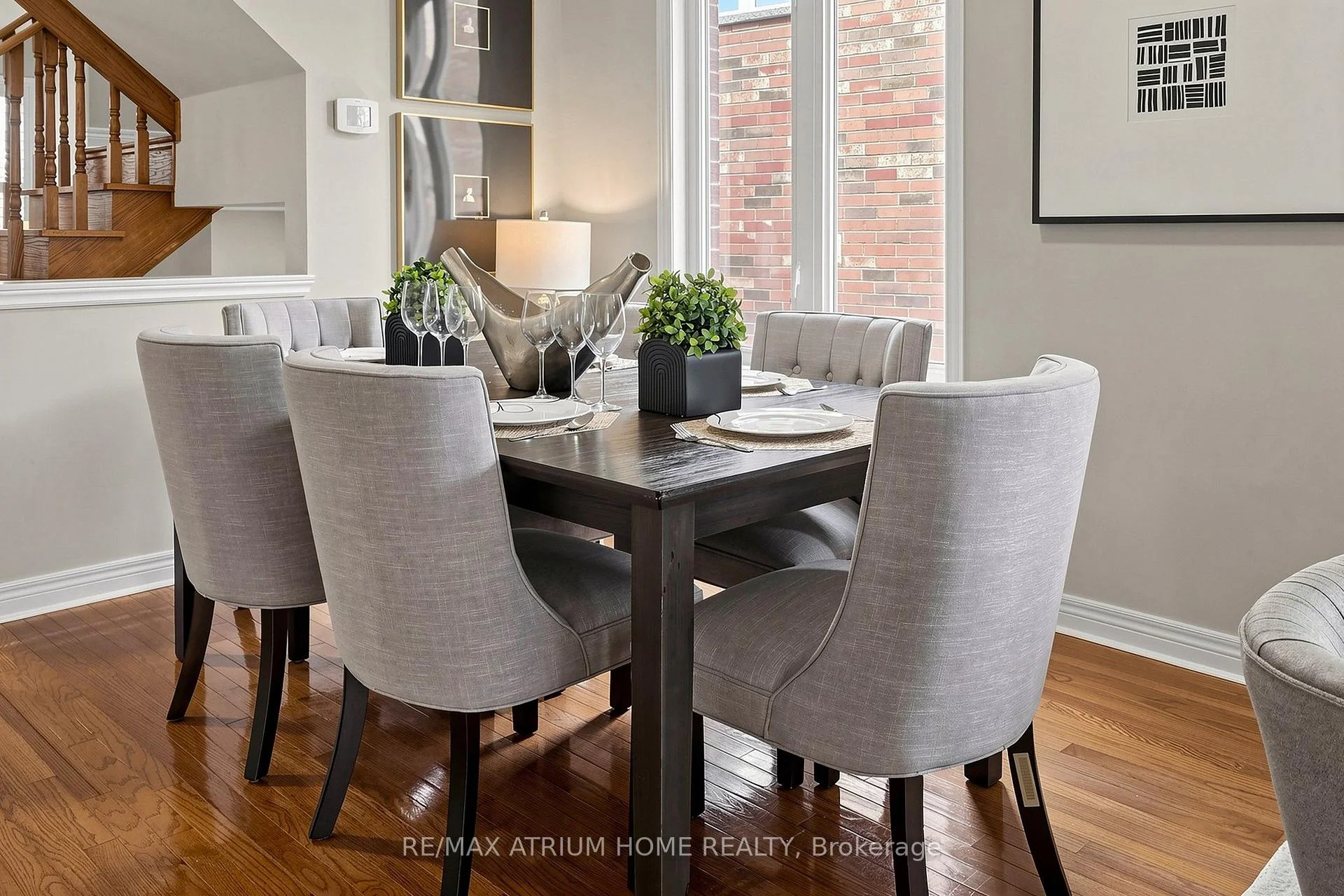 Photo 9 of 44 Krisbury Avenue, Vaughan, Patterson — HOMEH