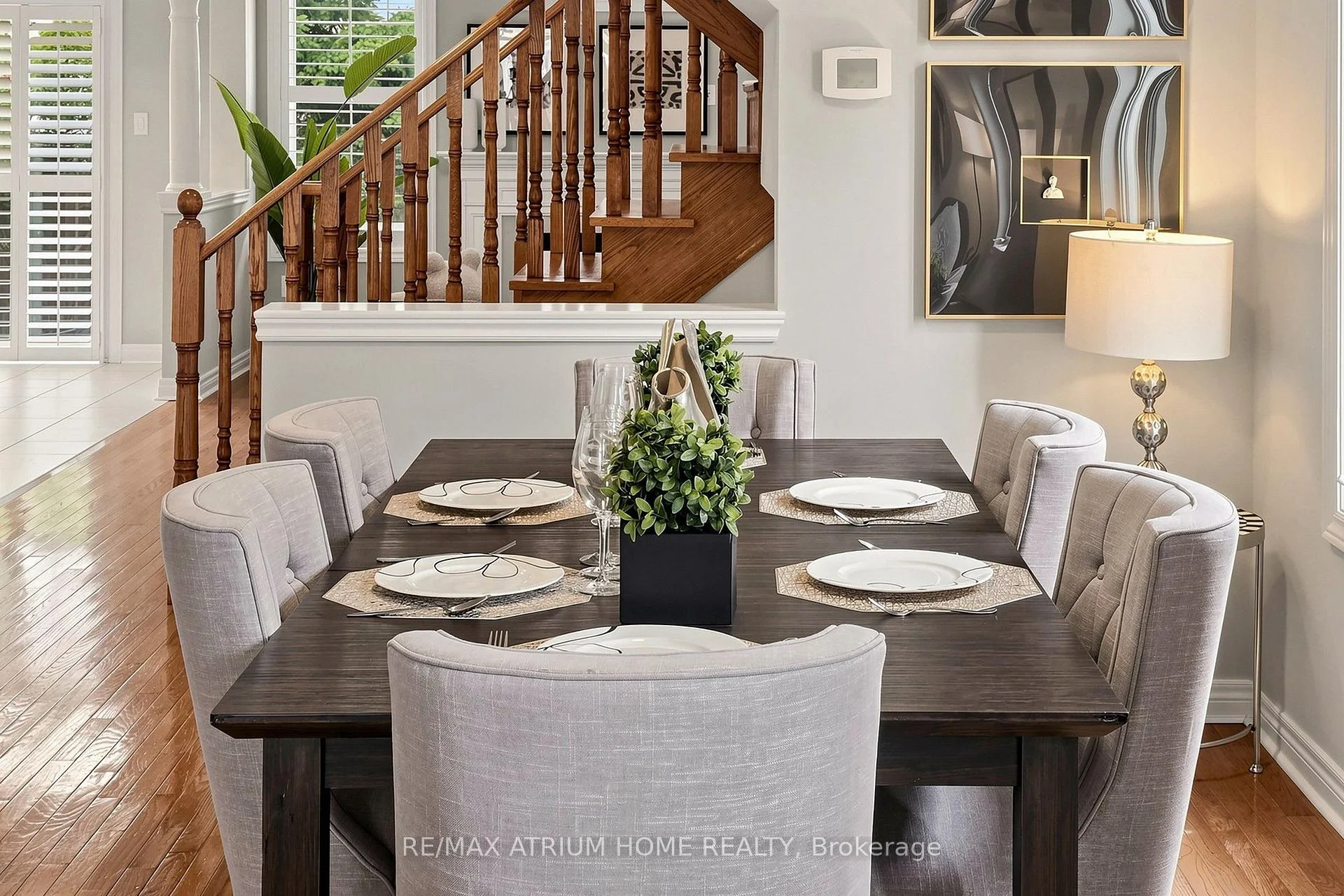 Photo 10 of 44 Krisbury Avenue, Vaughan, Patterson — HOMEH