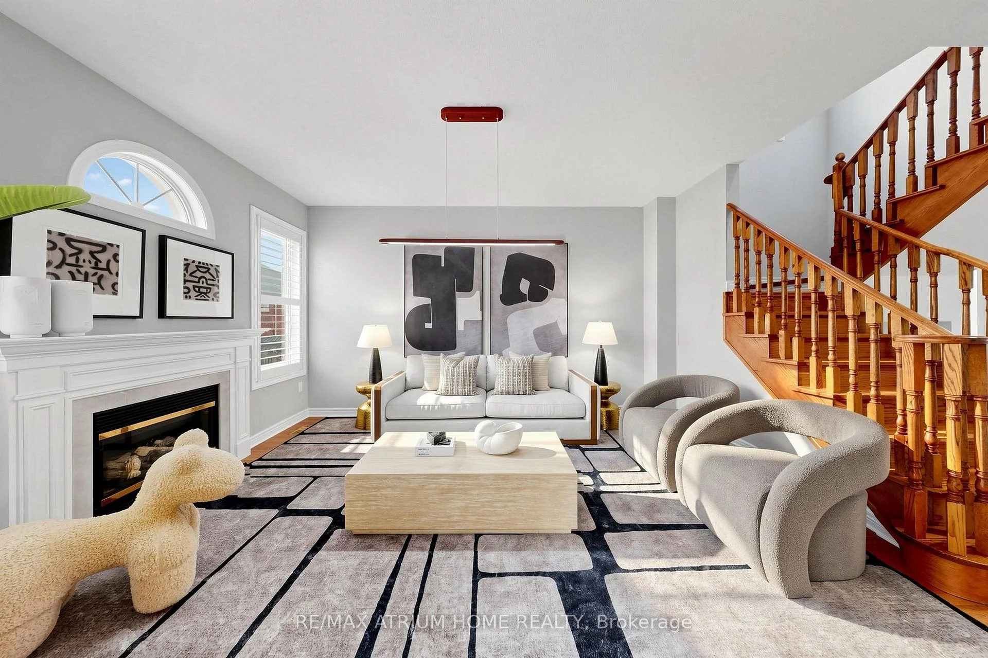 Photo 12 of 44 Krisbury Avenue, Vaughan, Patterson — HOMEH