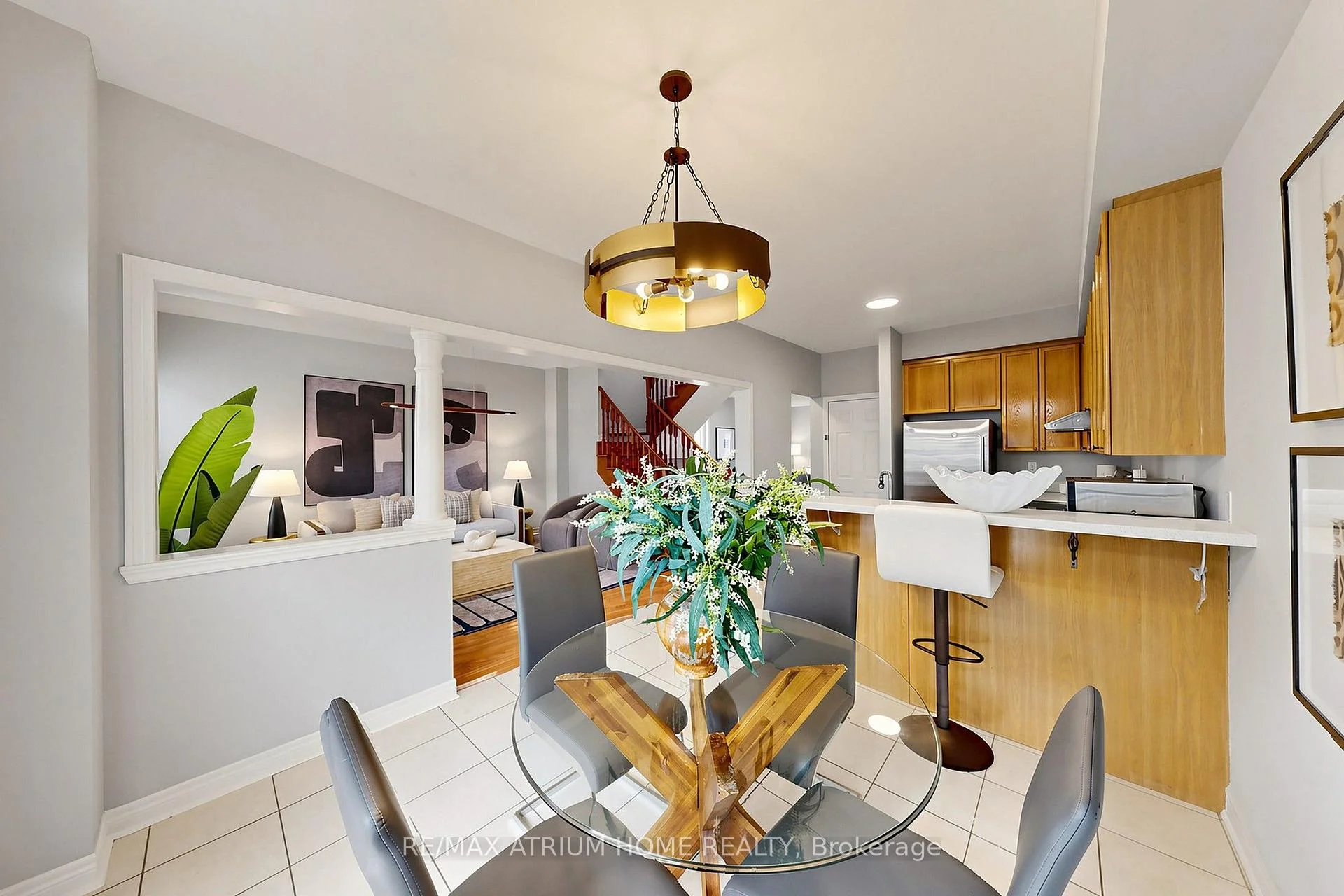 Photo 27 of 44 Krisbury Avenue, Vaughan, Patterson — HOMEH