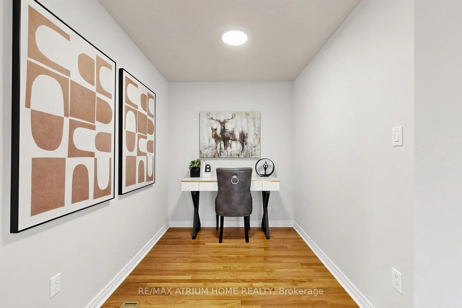 Photo 33 of 44 Krisbury Avenue, Vaughan, Patterson — HOMEH