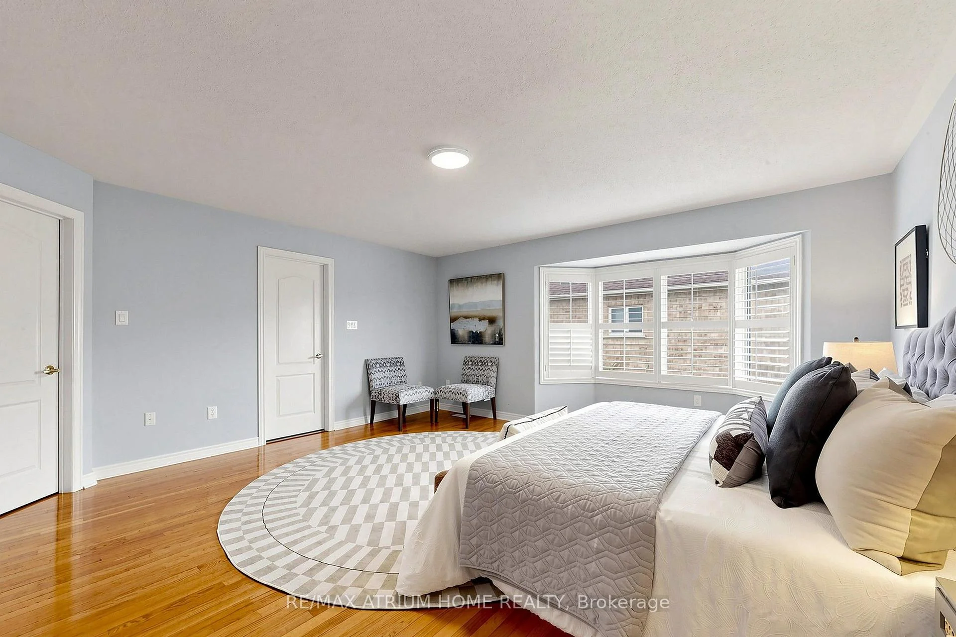 Photo 35 of 44 Krisbury Avenue, Vaughan, Patterson — HOMEH