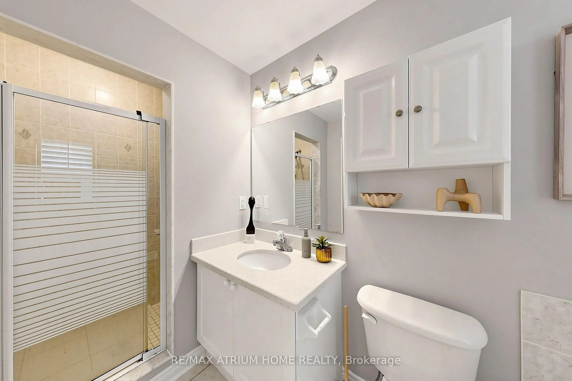Photo 39 of 44 Krisbury Avenue, Vaughan, Patterson — HOMEH