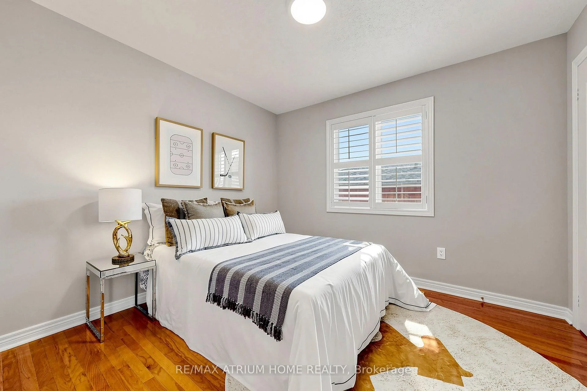 Photo 40 of 44 Krisbury Avenue, Vaughan, Patterson — HOMEH