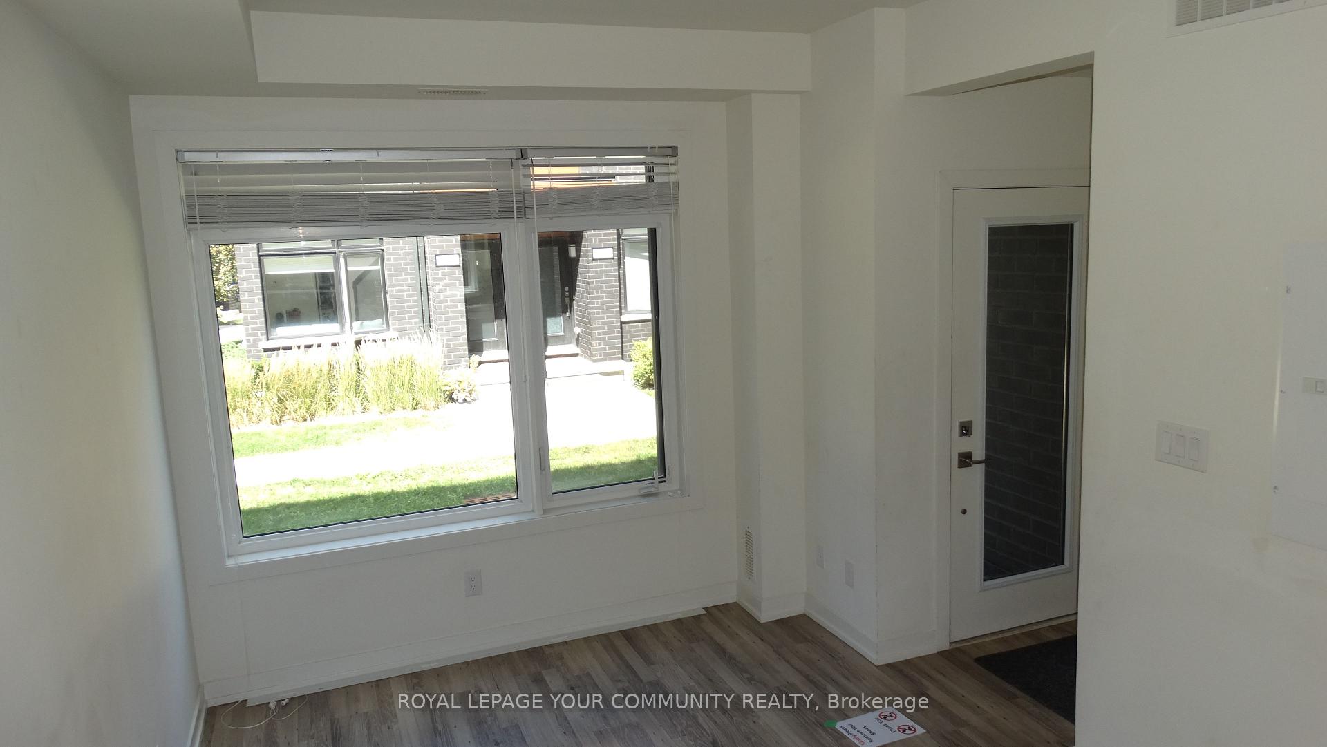 Photo 4 of Unit 70, 370C Red Maple Road, Richmond Hill, Langstaff — HOMEH