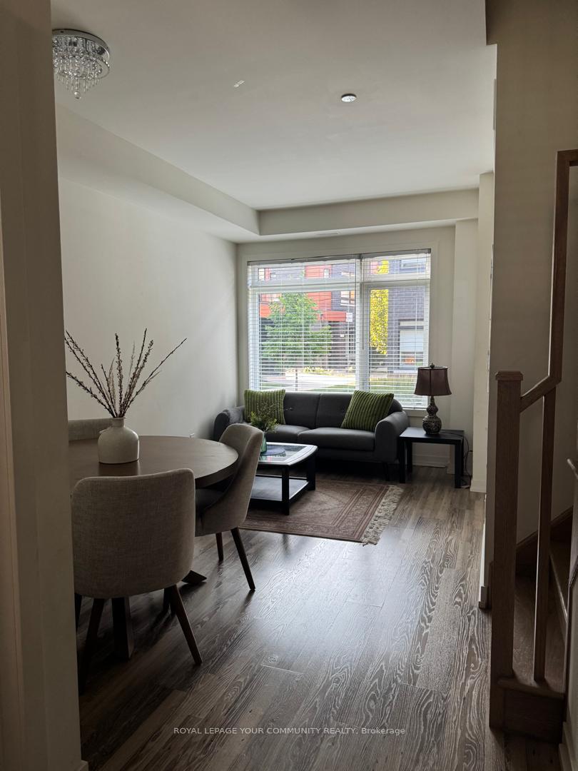 Photo 6 of Unit 70, 370C Red Maple Road, Richmond Hill, Langstaff — HOMEH
