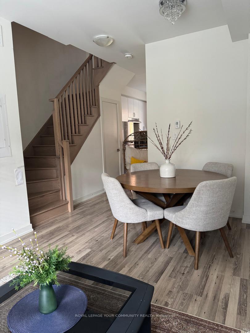 Photo 7 of Unit 70, 370C Red Maple Road, Richmond Hill, Langstaff — HOMEH
