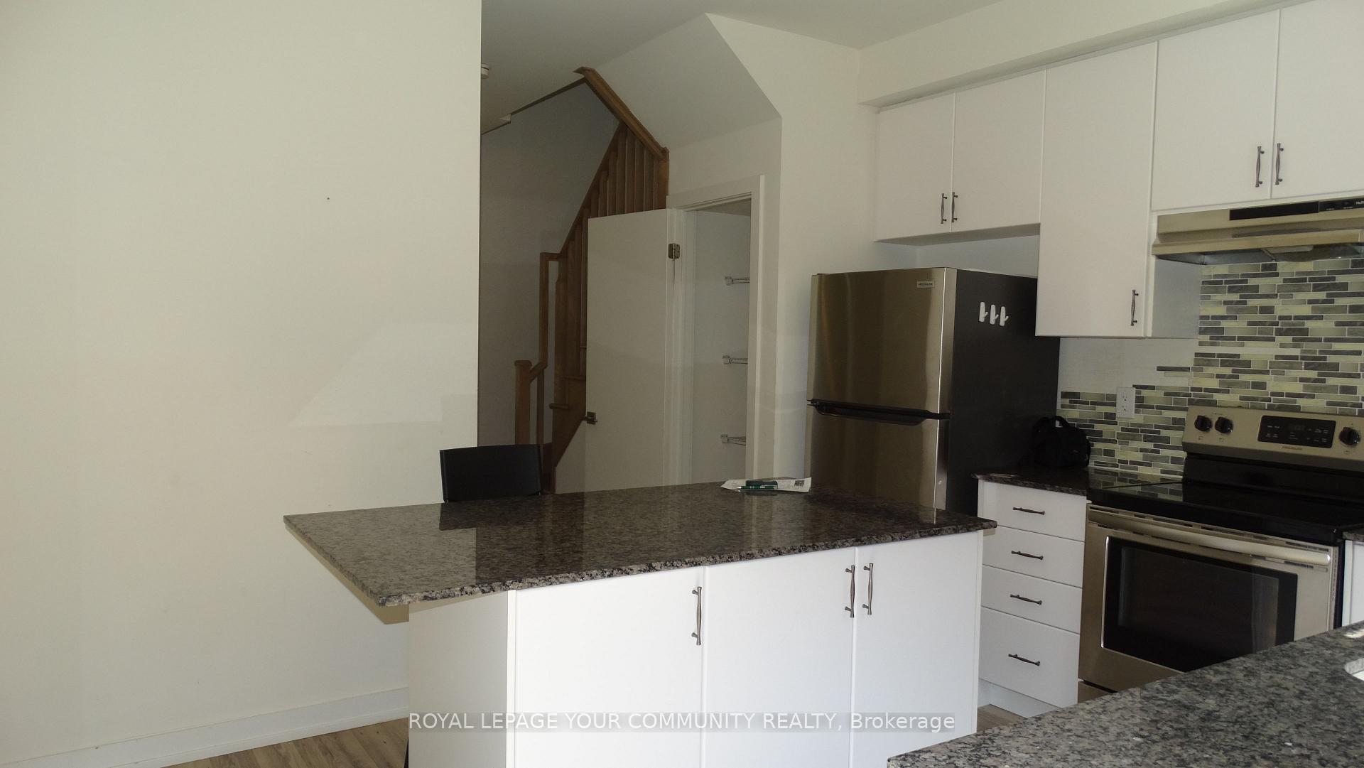 Photo 10 of Unit 70, 370C Red Maple Road, Richmond Hill, Langstaff — HOMEH